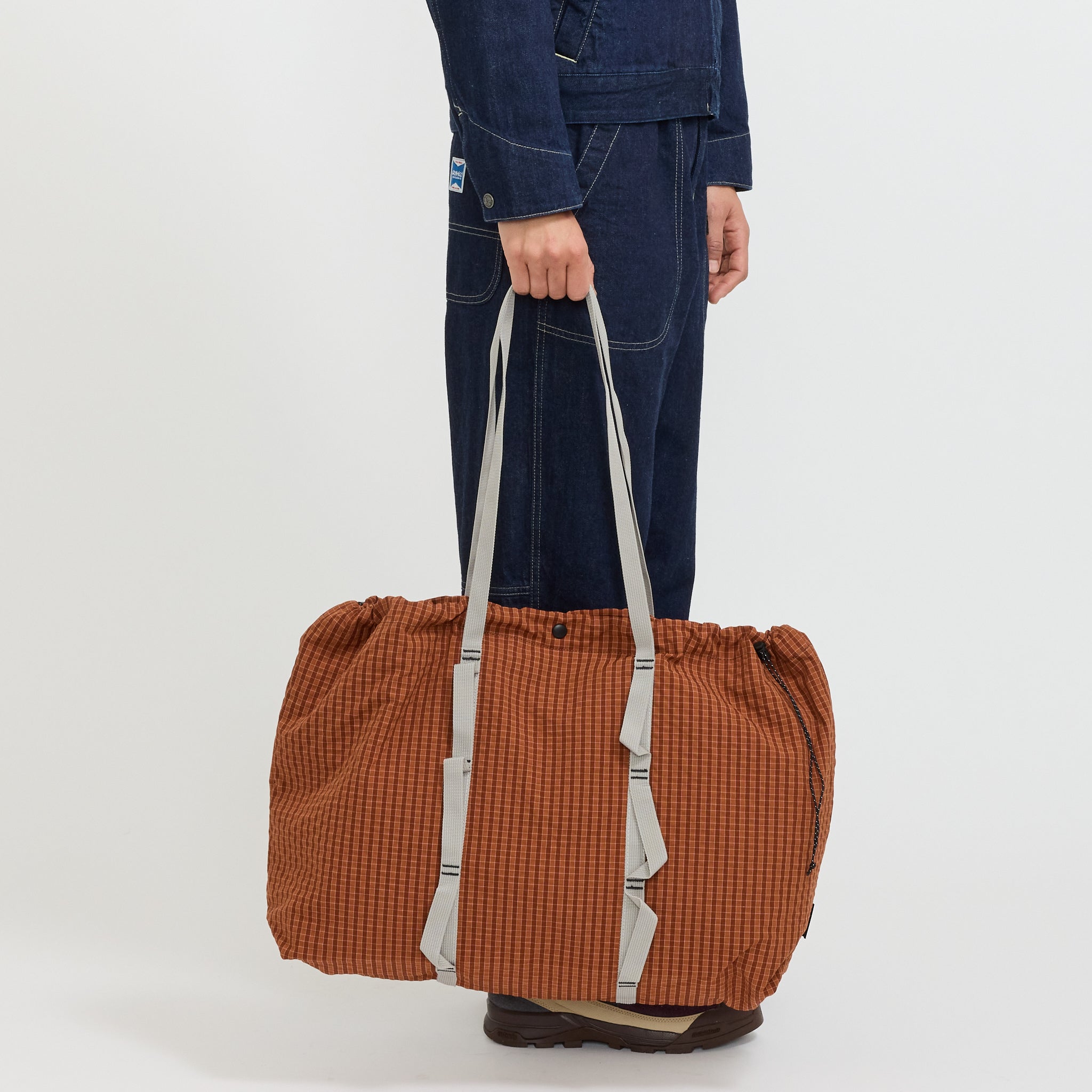 Gramicci | Plaid Climbing Tote Brick | Maplestore