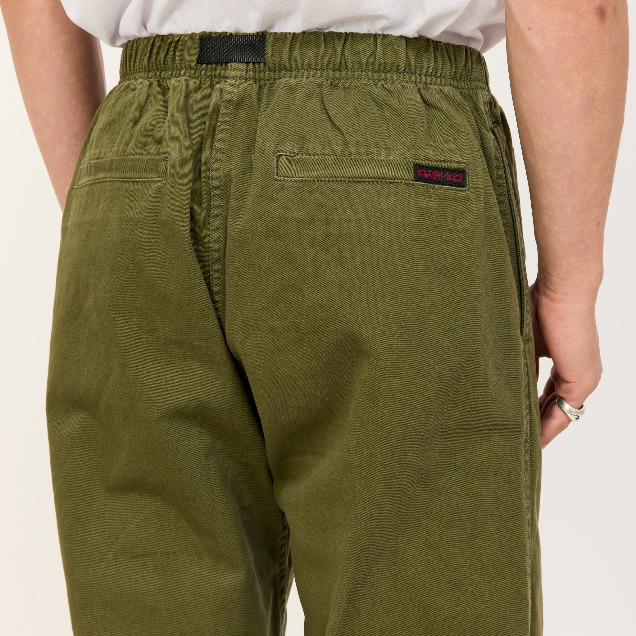 Gramicci | Gramicci Pant Straight Fit Olive | Maplestore