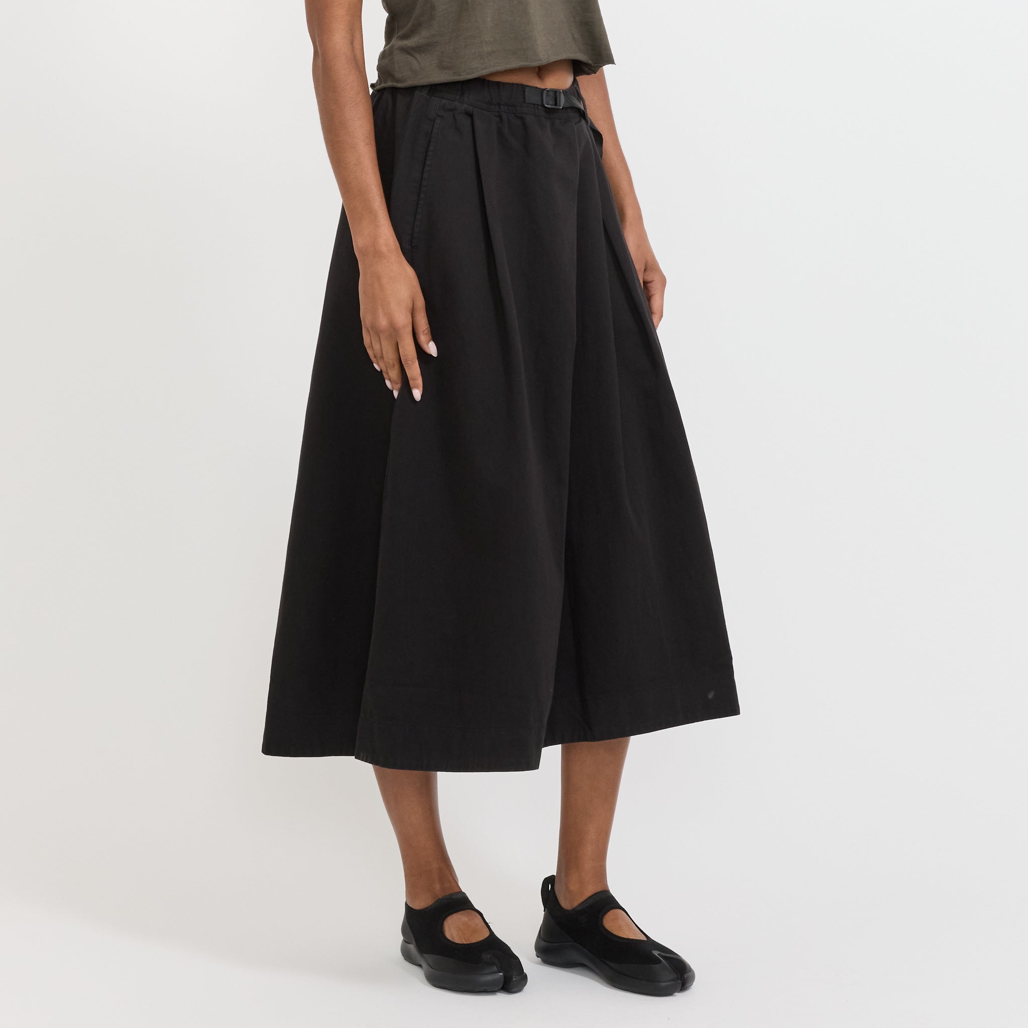 Gramicci | Talecut Skirt Black | Maplestore