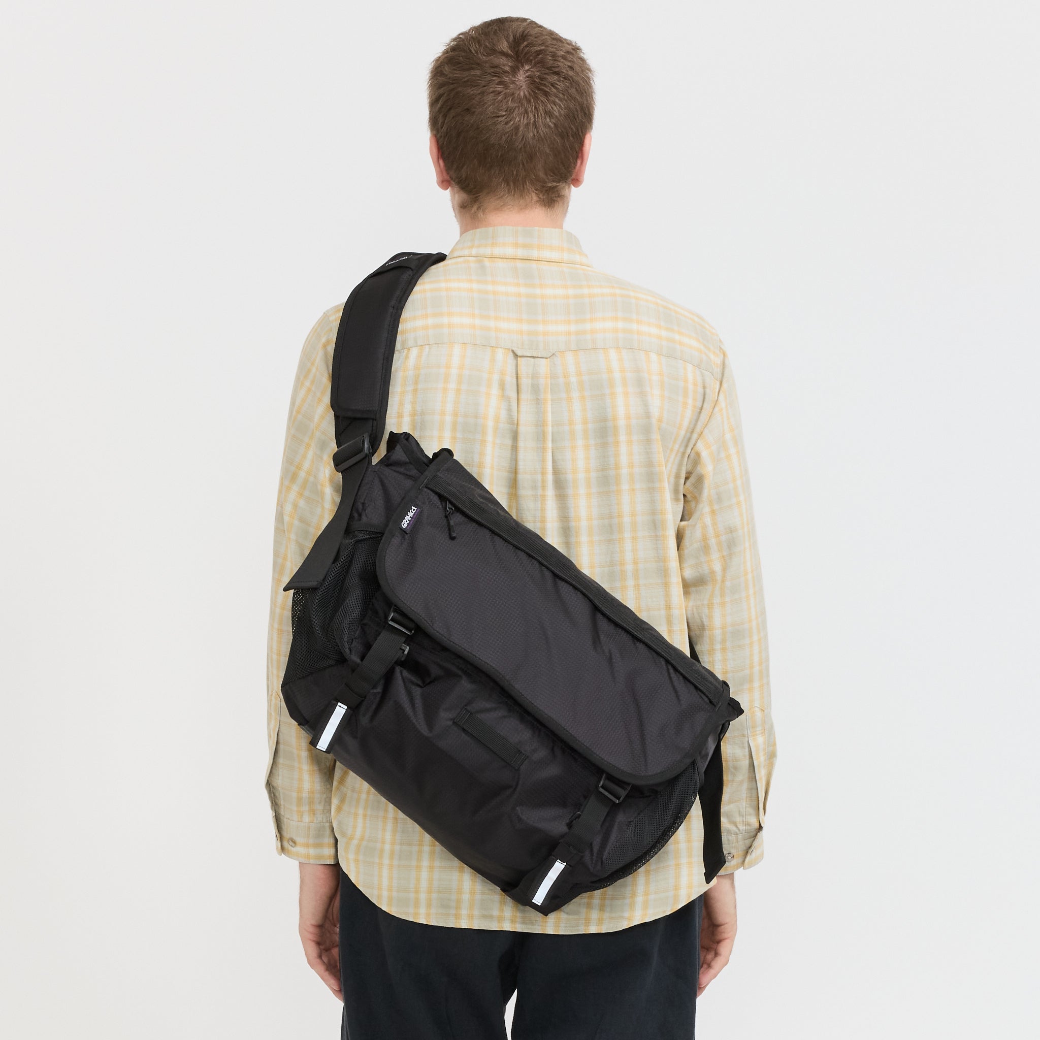 Gramicci | Gramicci Messenger Bag Black | Maplestore