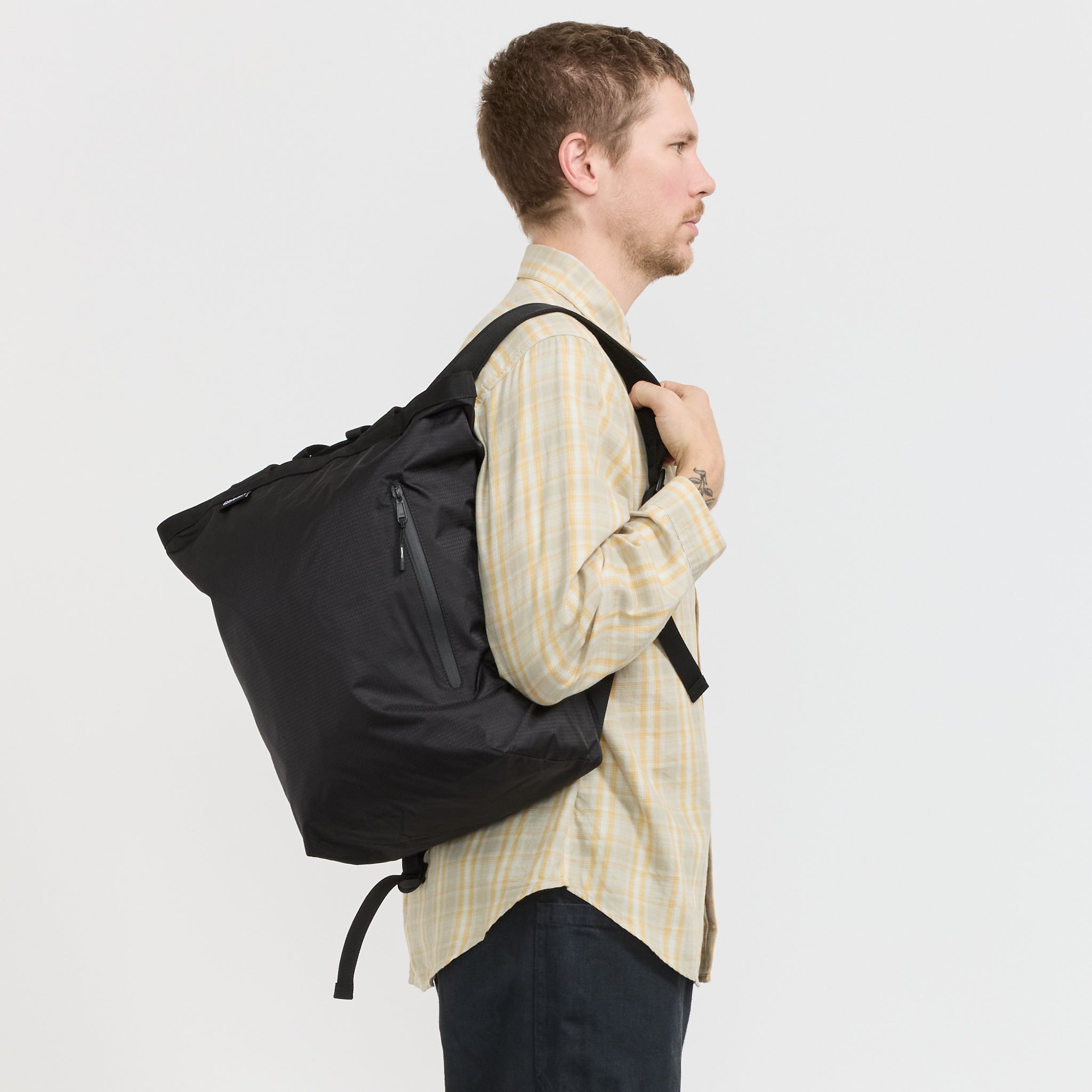 Gramicci | Tote Pack Black | Maplestore