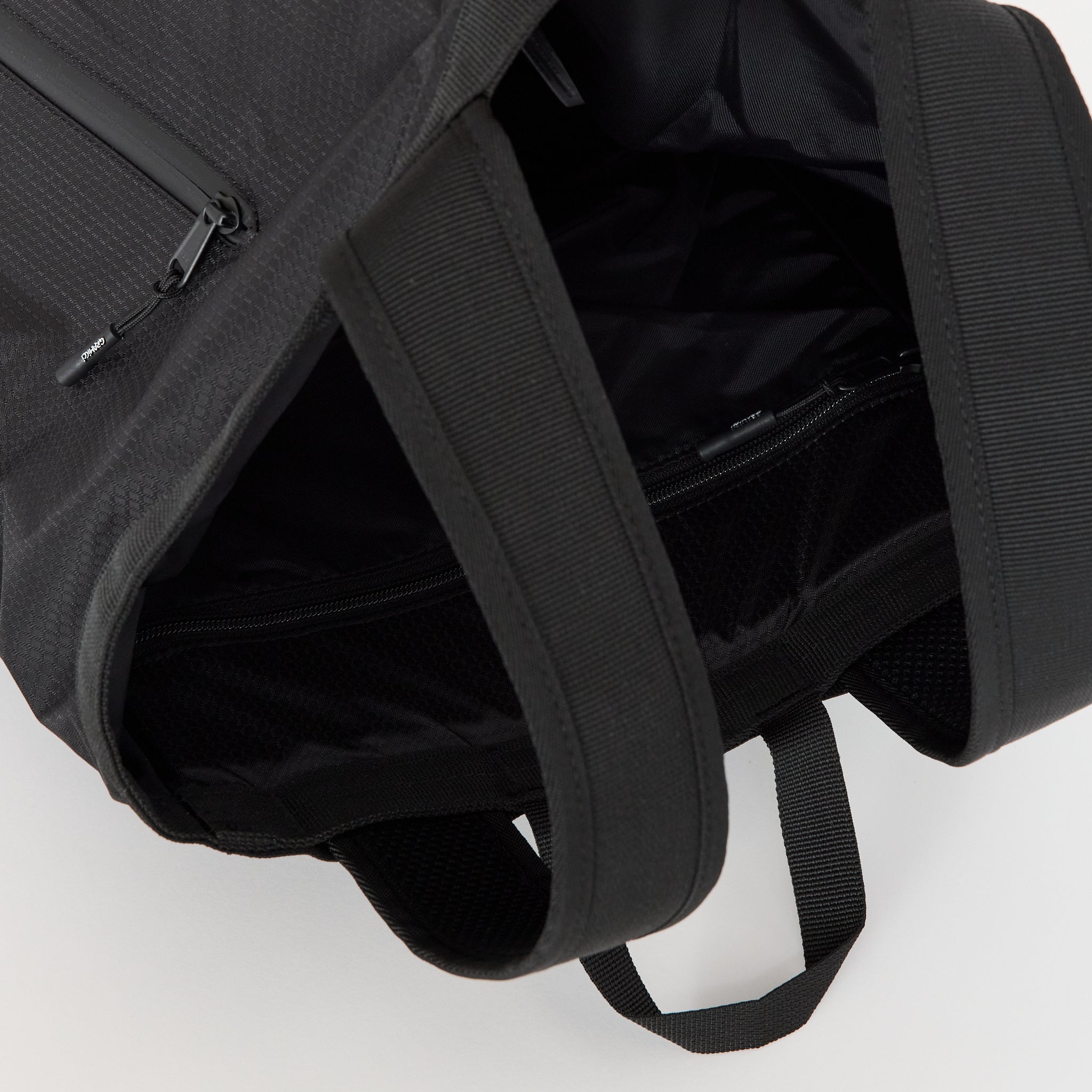 Gramicci | Tote Pack Black | Maplestore