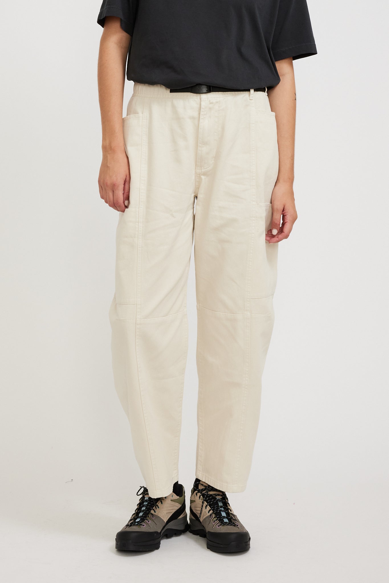 Gramicci | Women's Voyager Pant Greige | Maplestore