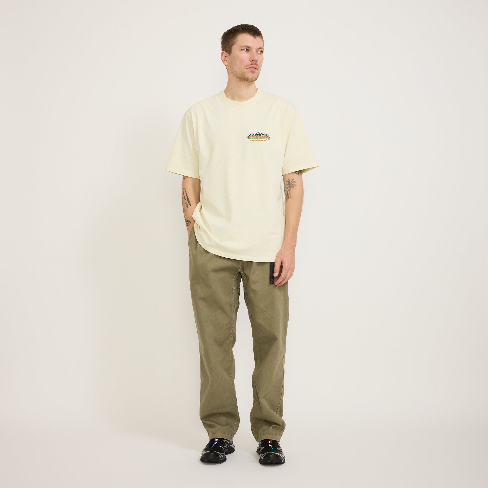 Gramicci | Mountaineering Tee Natural Pigment | Maplestore