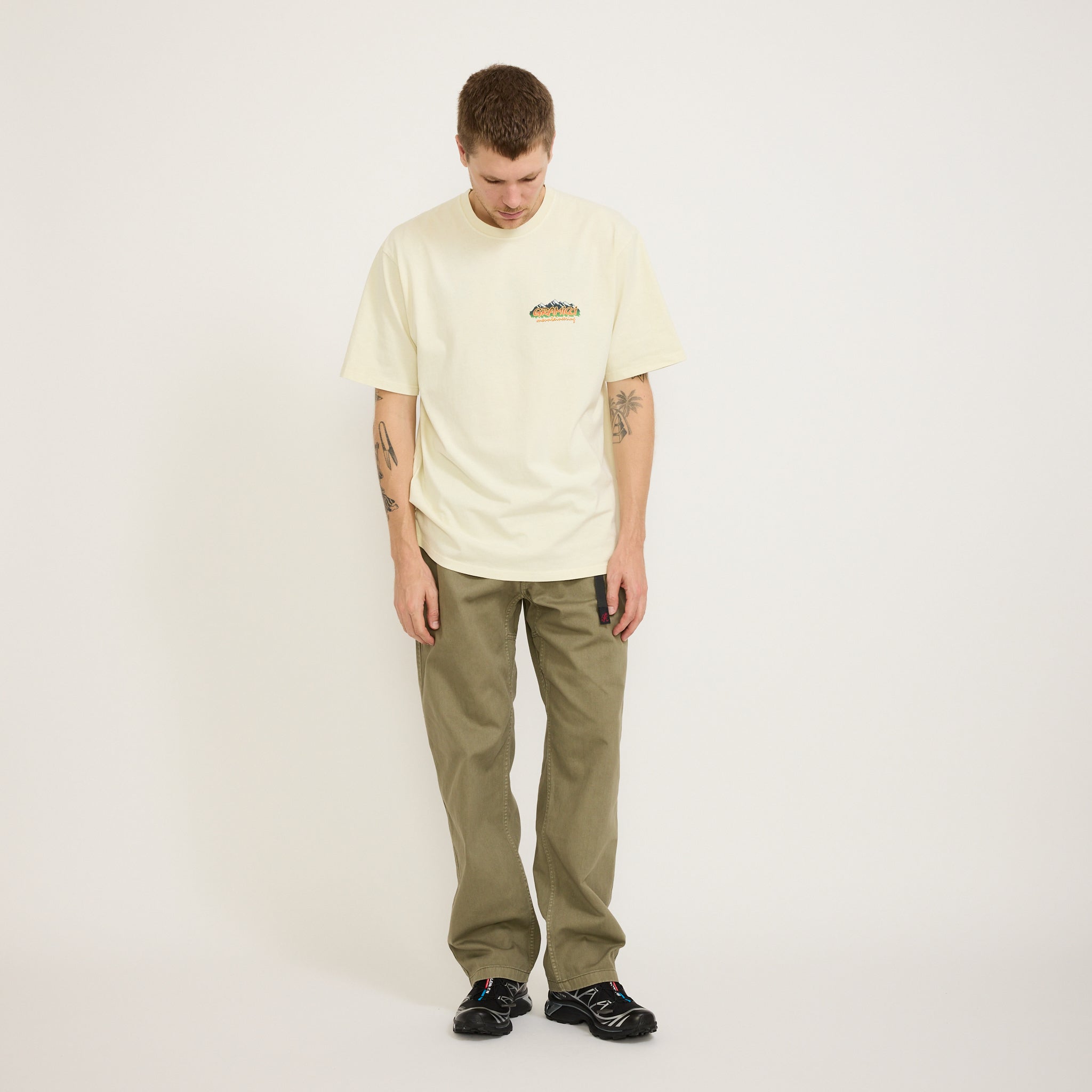 Gramicci | Mountaineering Tee Natural Pigment | Maplestore