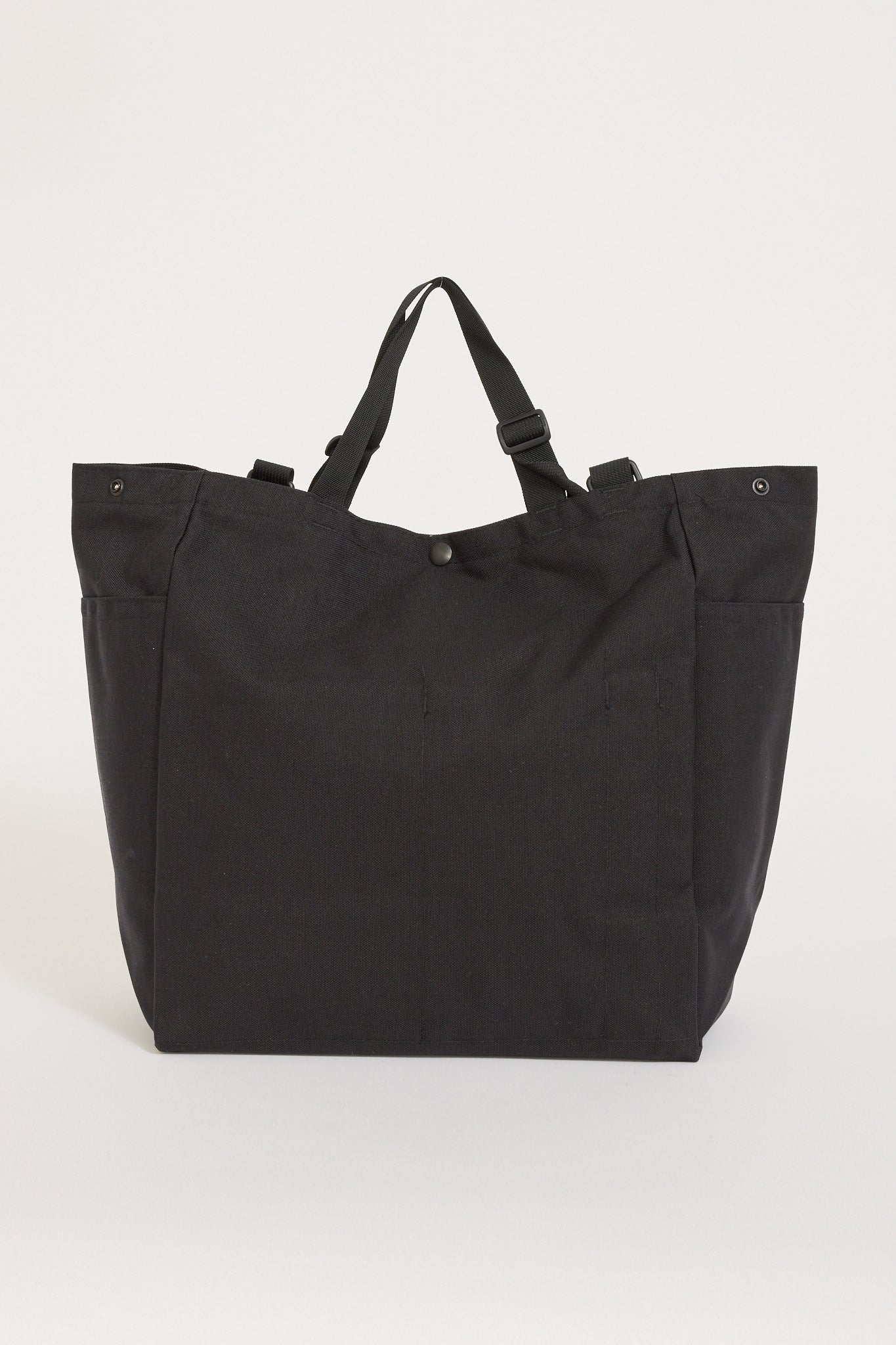 Bags In Progress | Carry-All Beach Bag Black | Maplestore