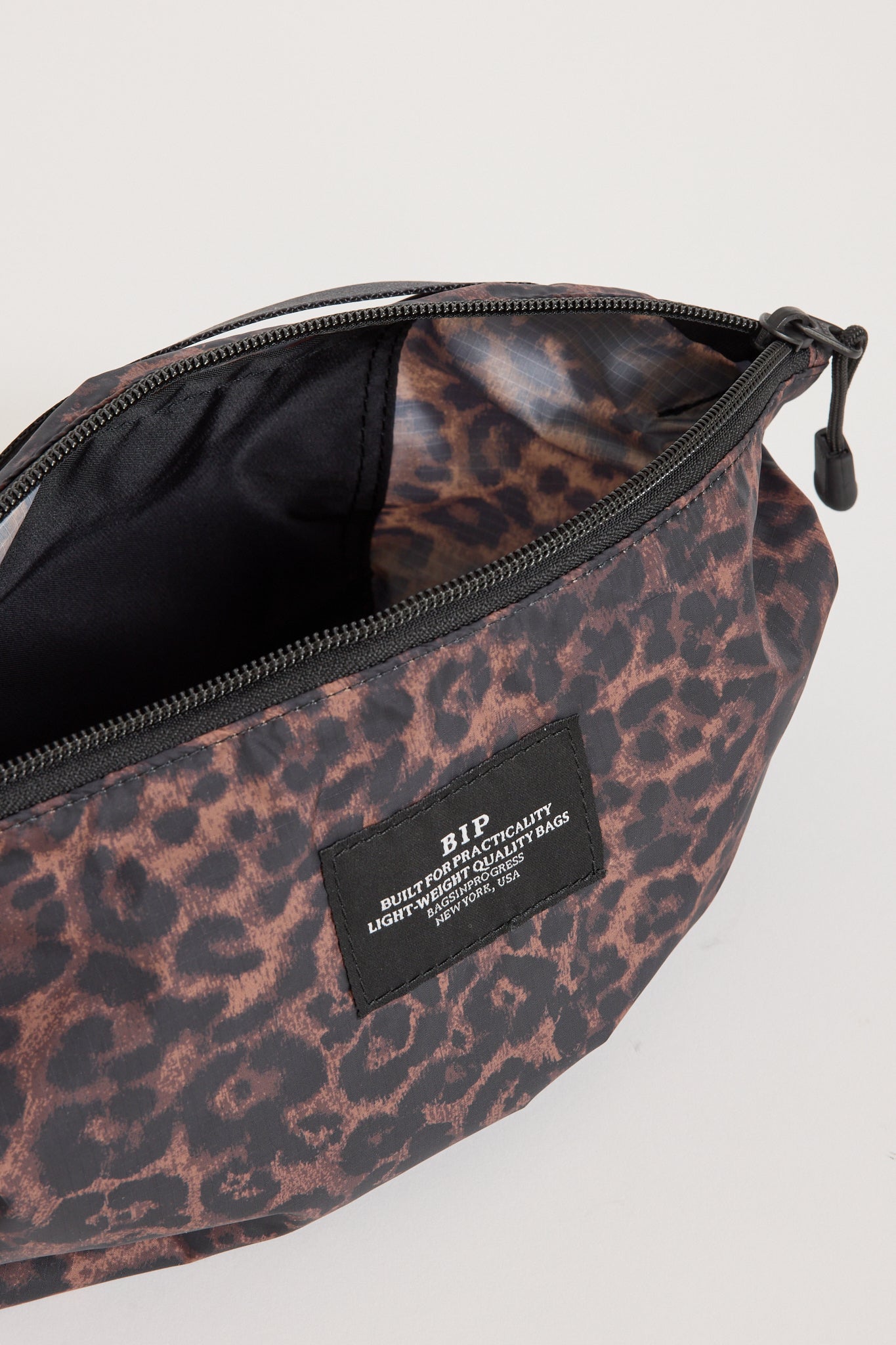 Bags In Progress | Fannypack Crossbody Leopard | Maplestore