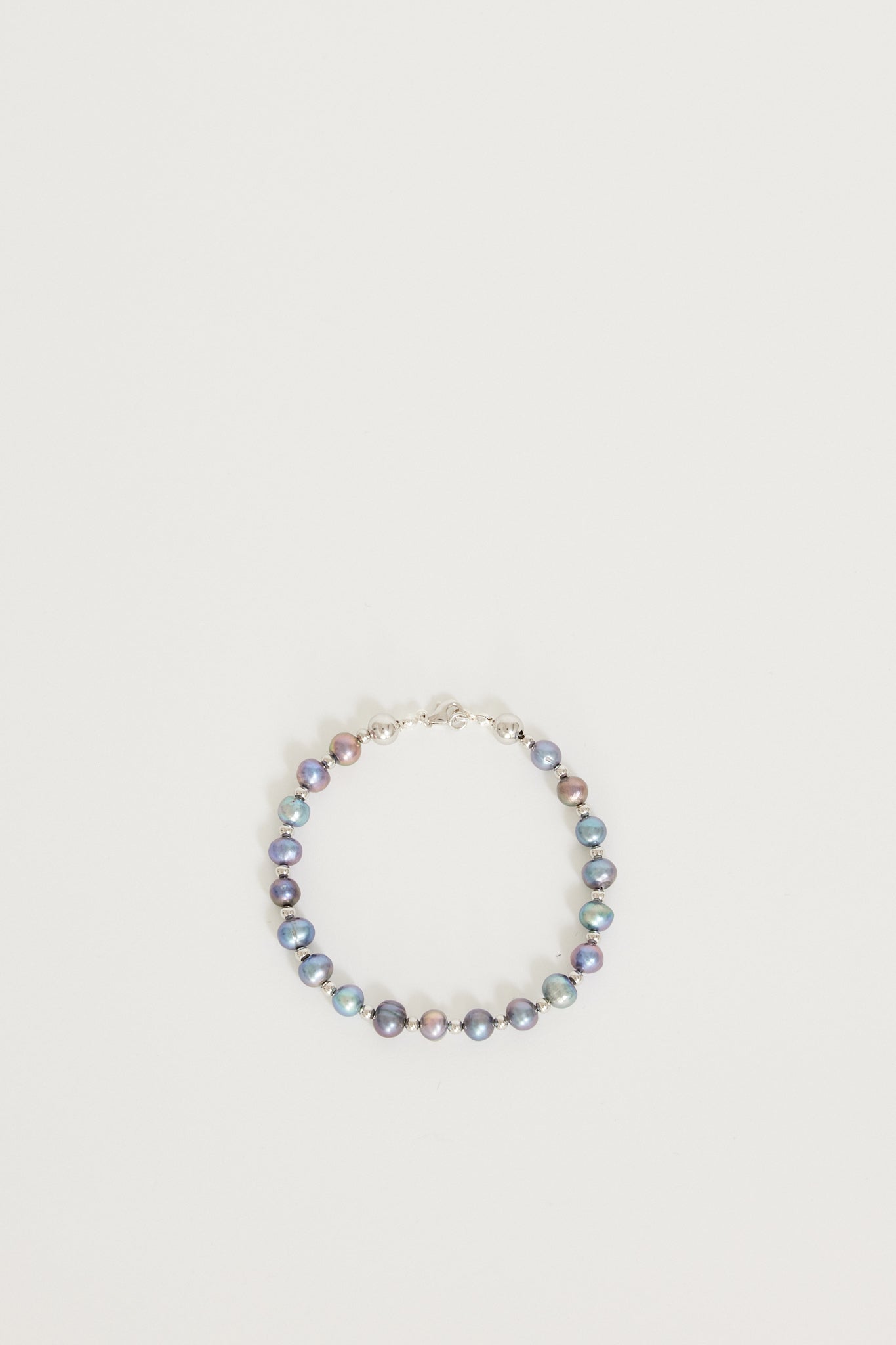 JOYE | Black Pearl Bracelet | Maplestore