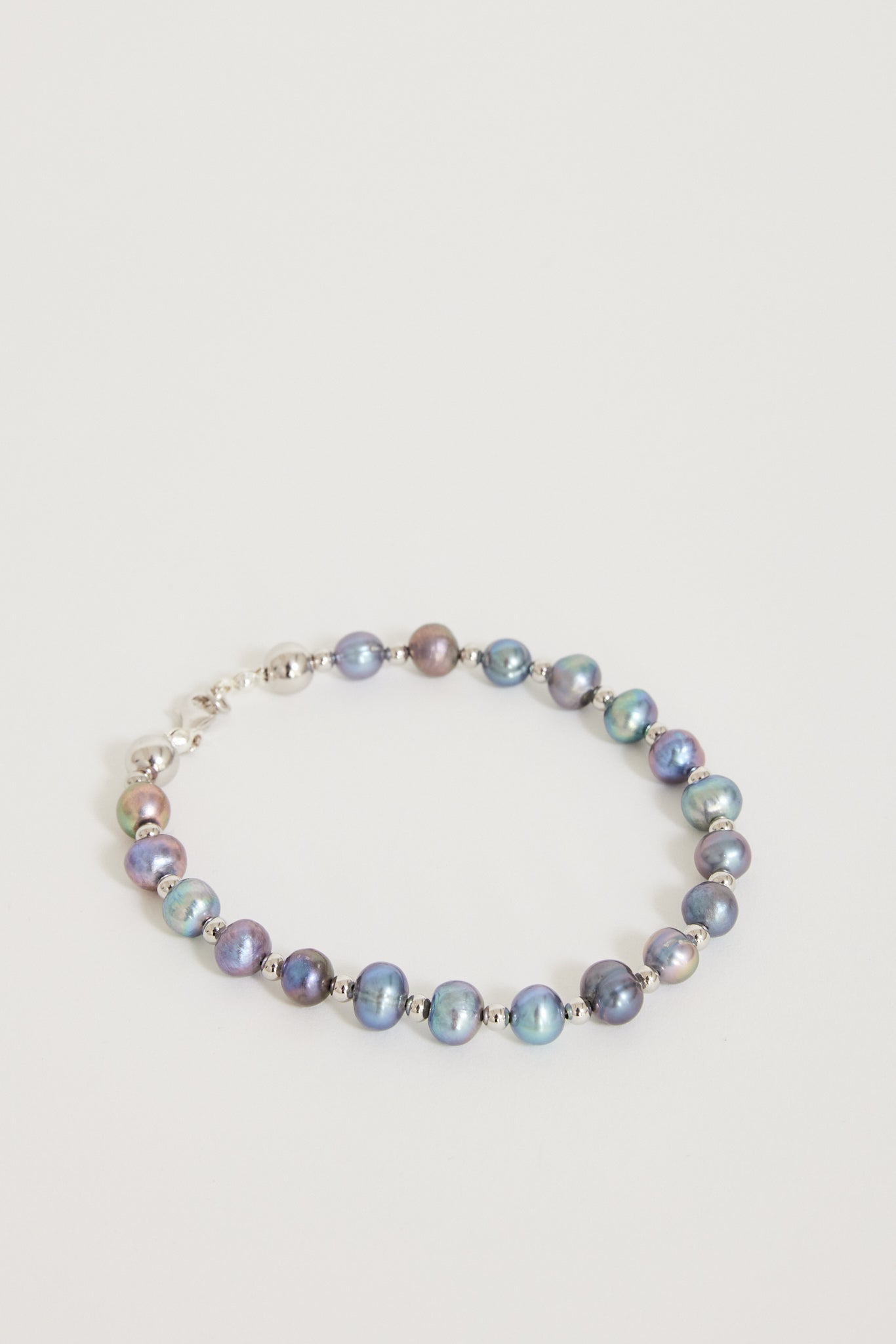 JOYE | Black Pearl Bracelet | Maplestore