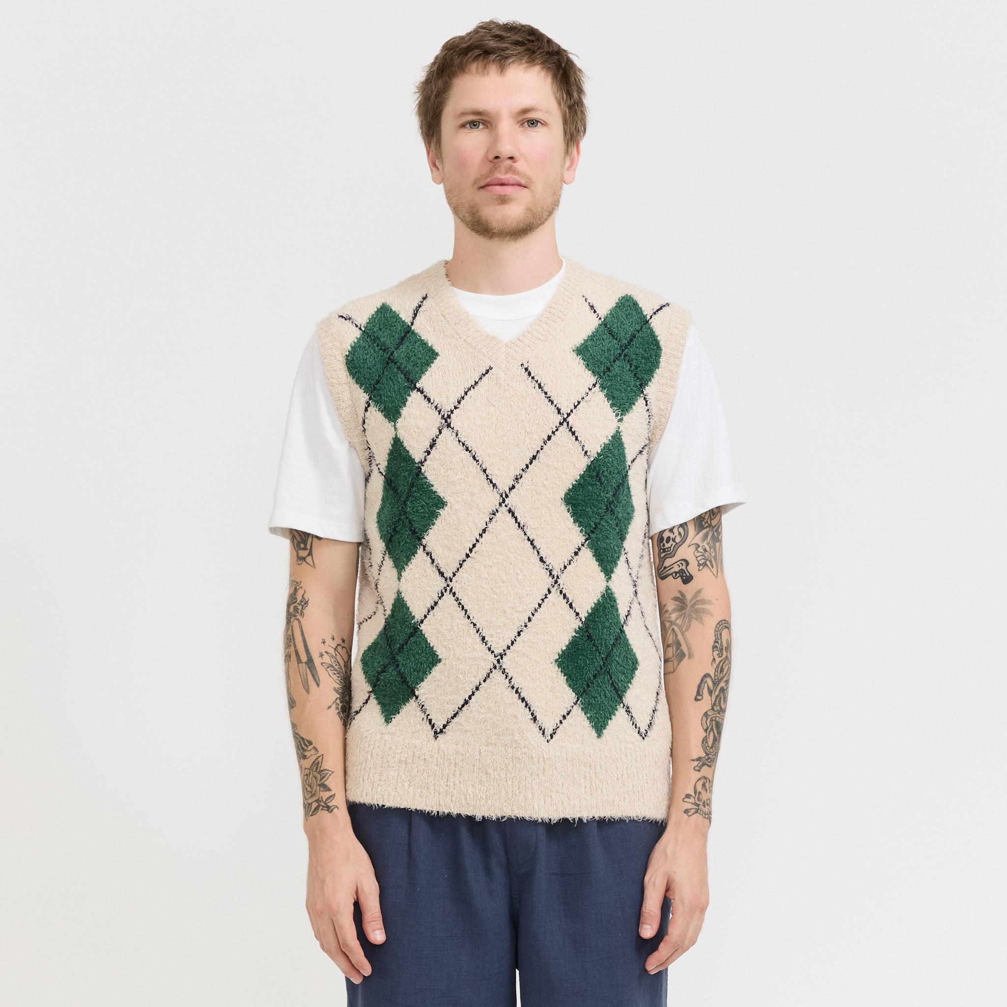 Kestin | Carron Argyle Vest Ecru | Maplestore