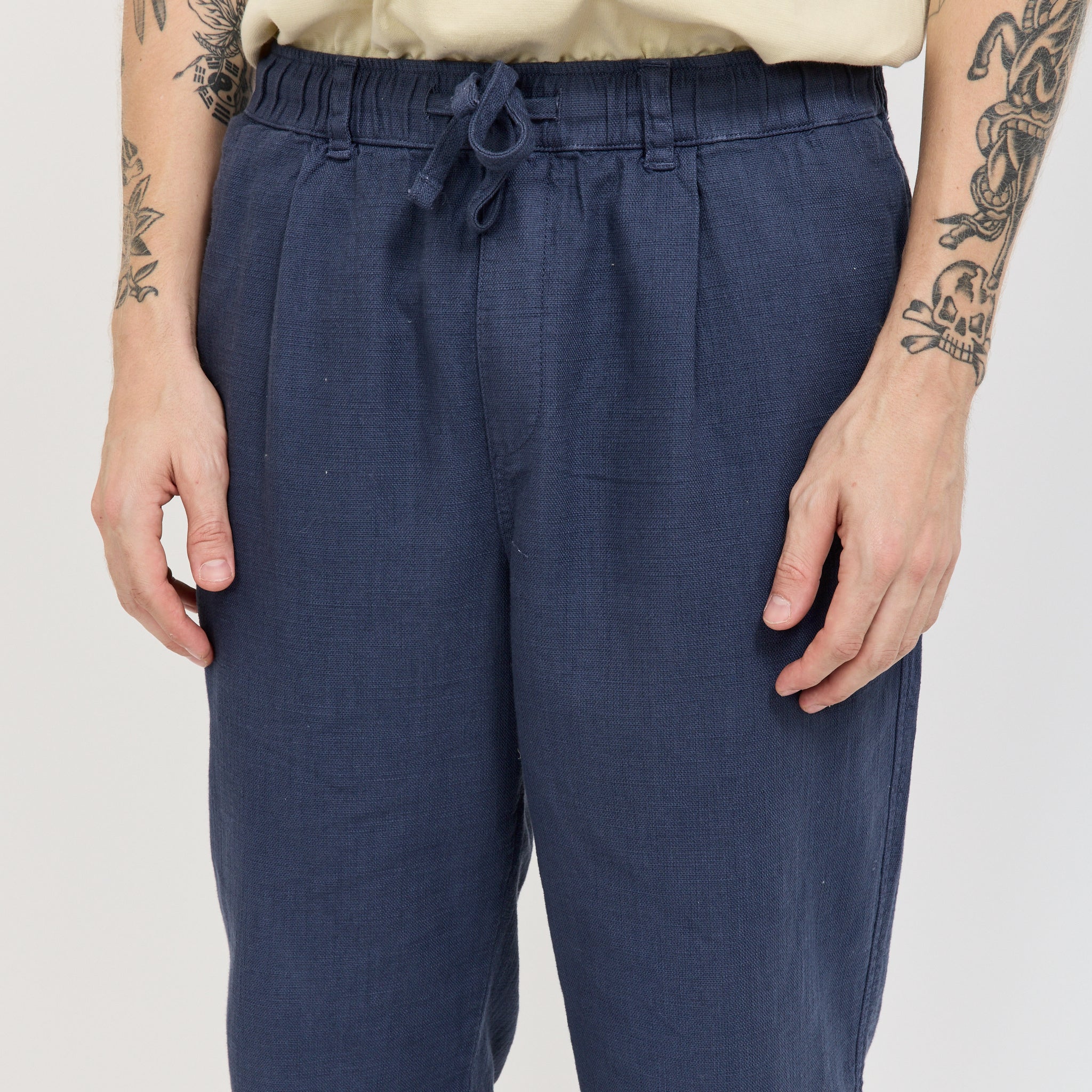 Kestin | Doune Pant Navy Slub | Maplestore