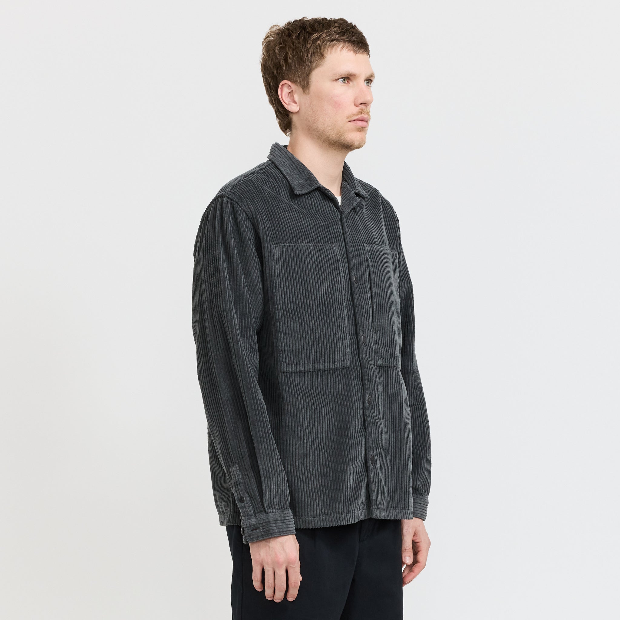 Kestin | Durno Overshirt Corduroy Charcoal | Maplestore