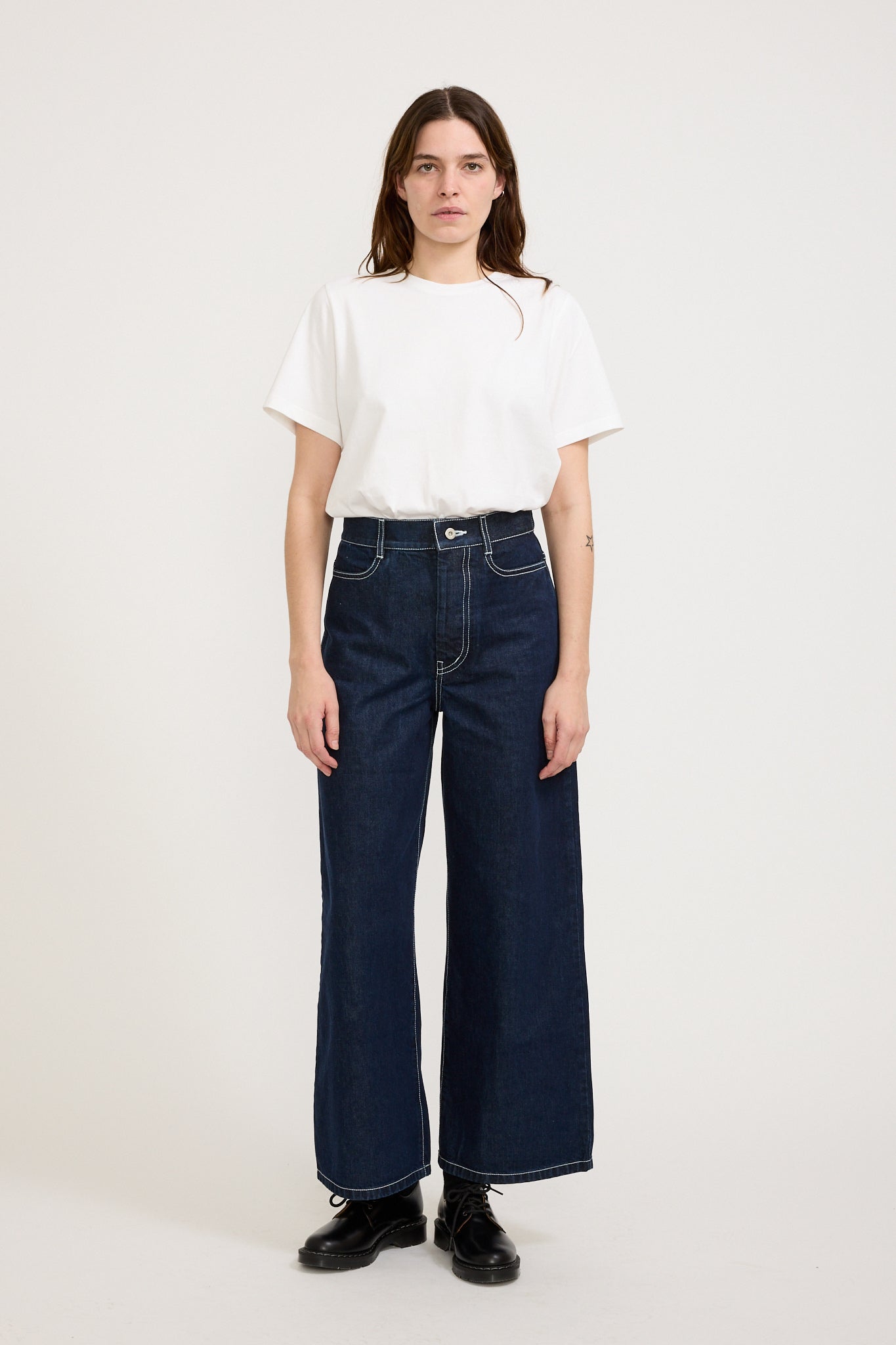 Kowtow | Classic Tee White | Maplestore