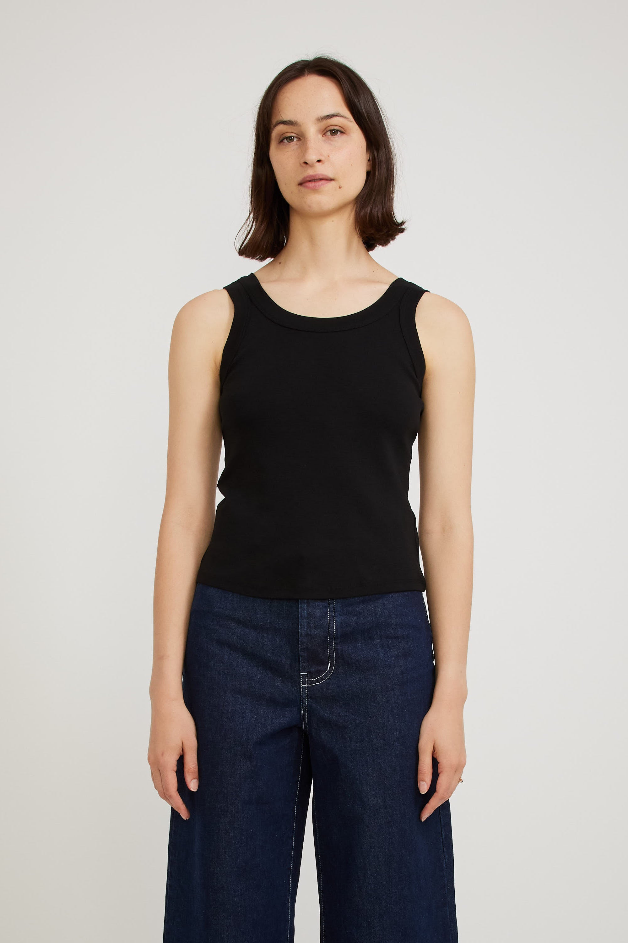 Kowtow | Everyday Singlet Black | Maplestore