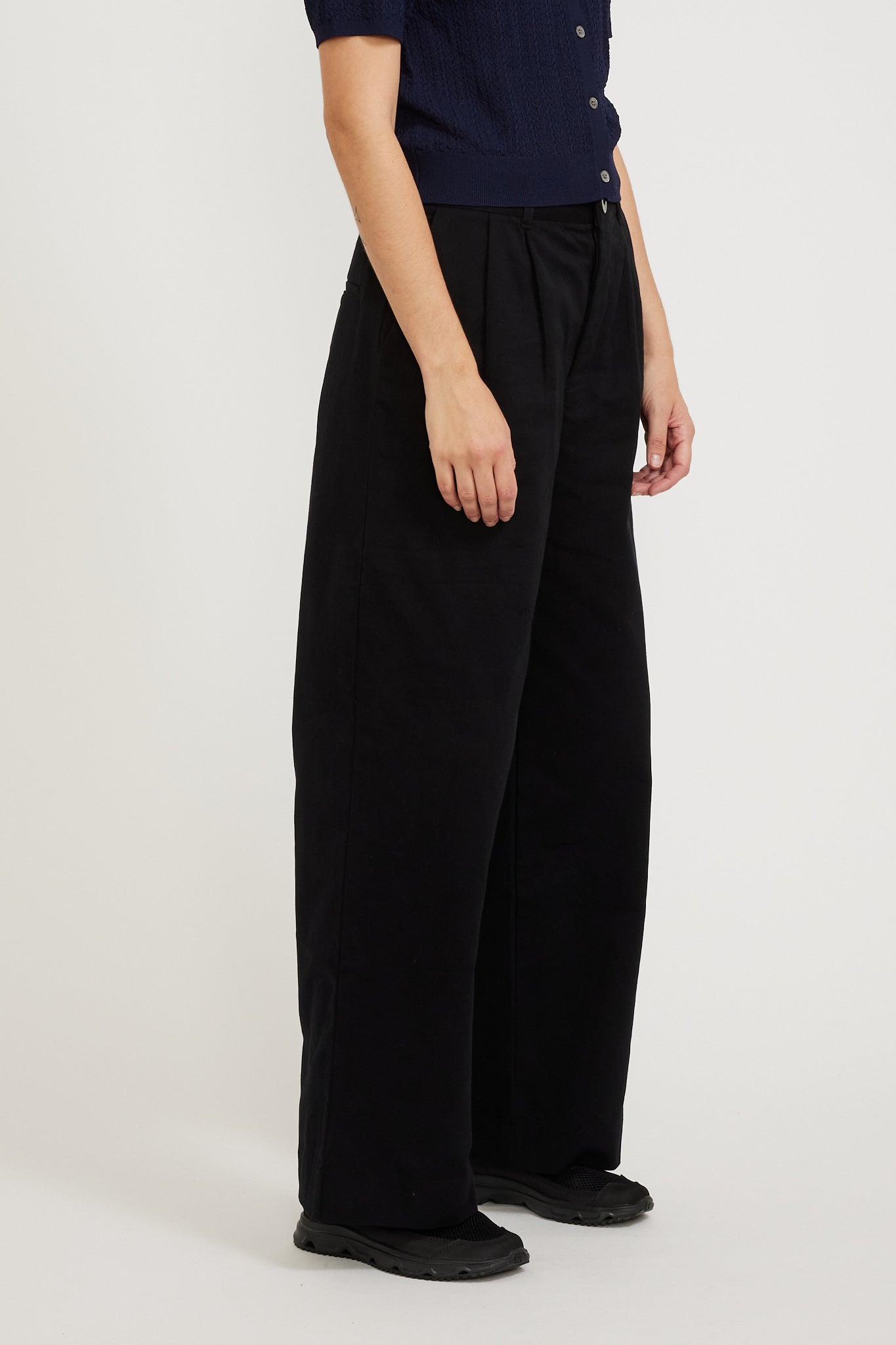 Kowtow | Franz Pant Black | Maplestore