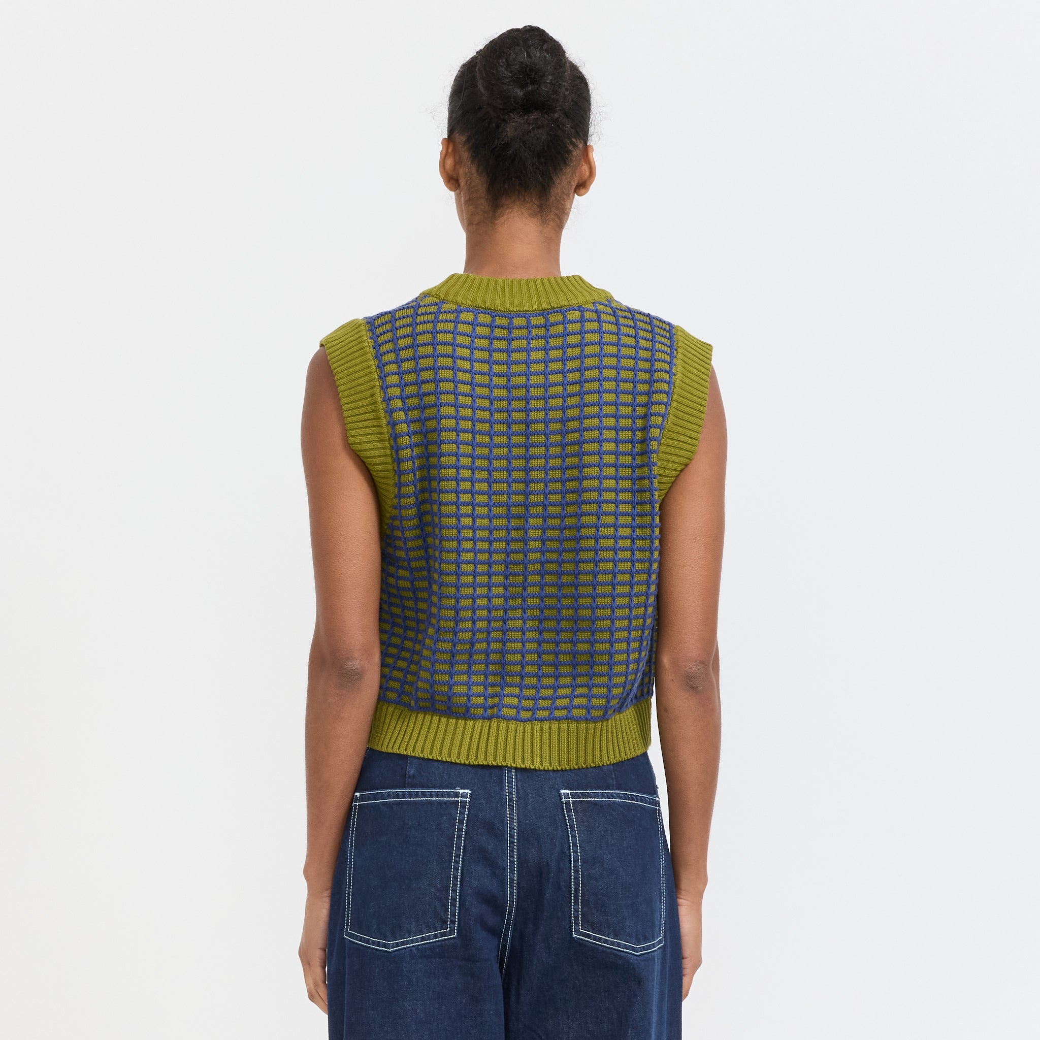 Grid Vest Field