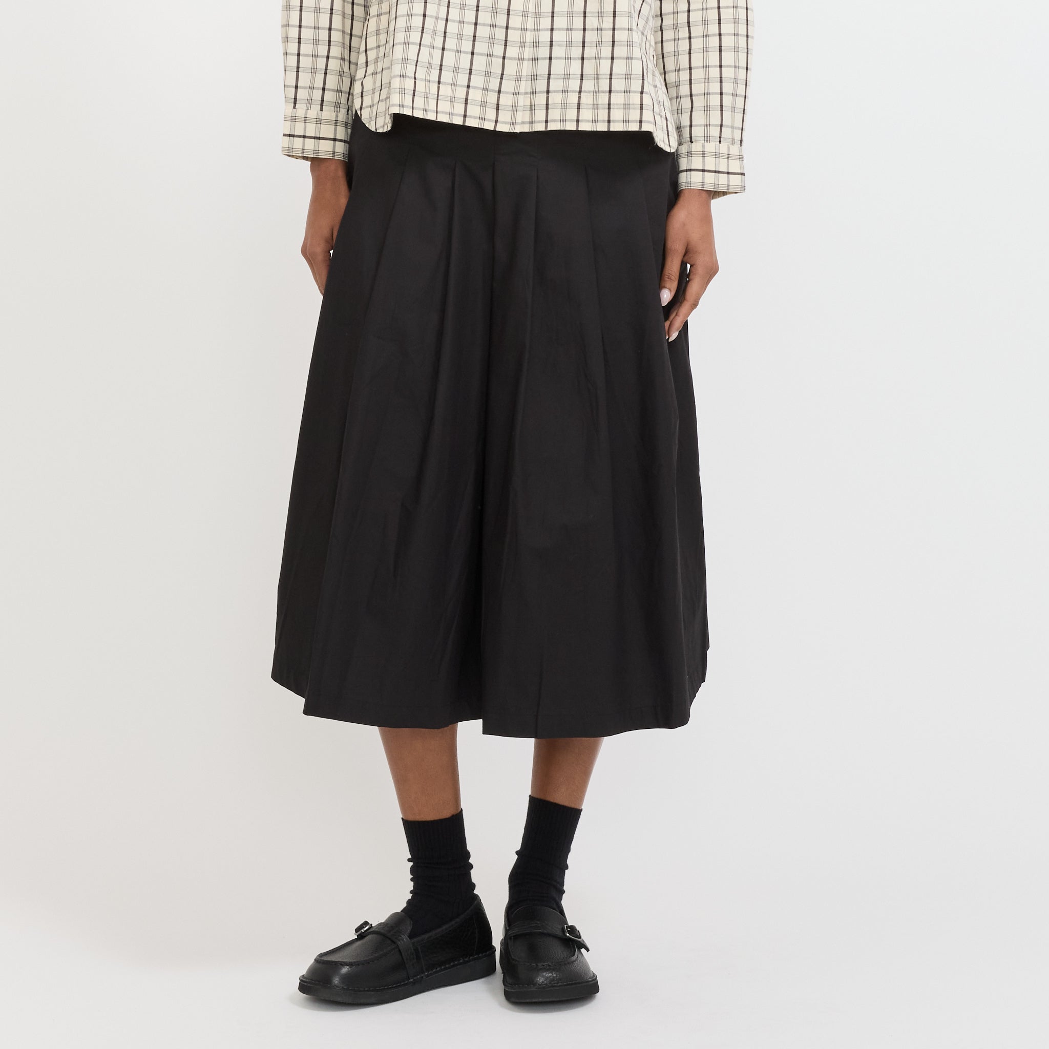 Kowtow | Pleater Skirt Black | Maplestore