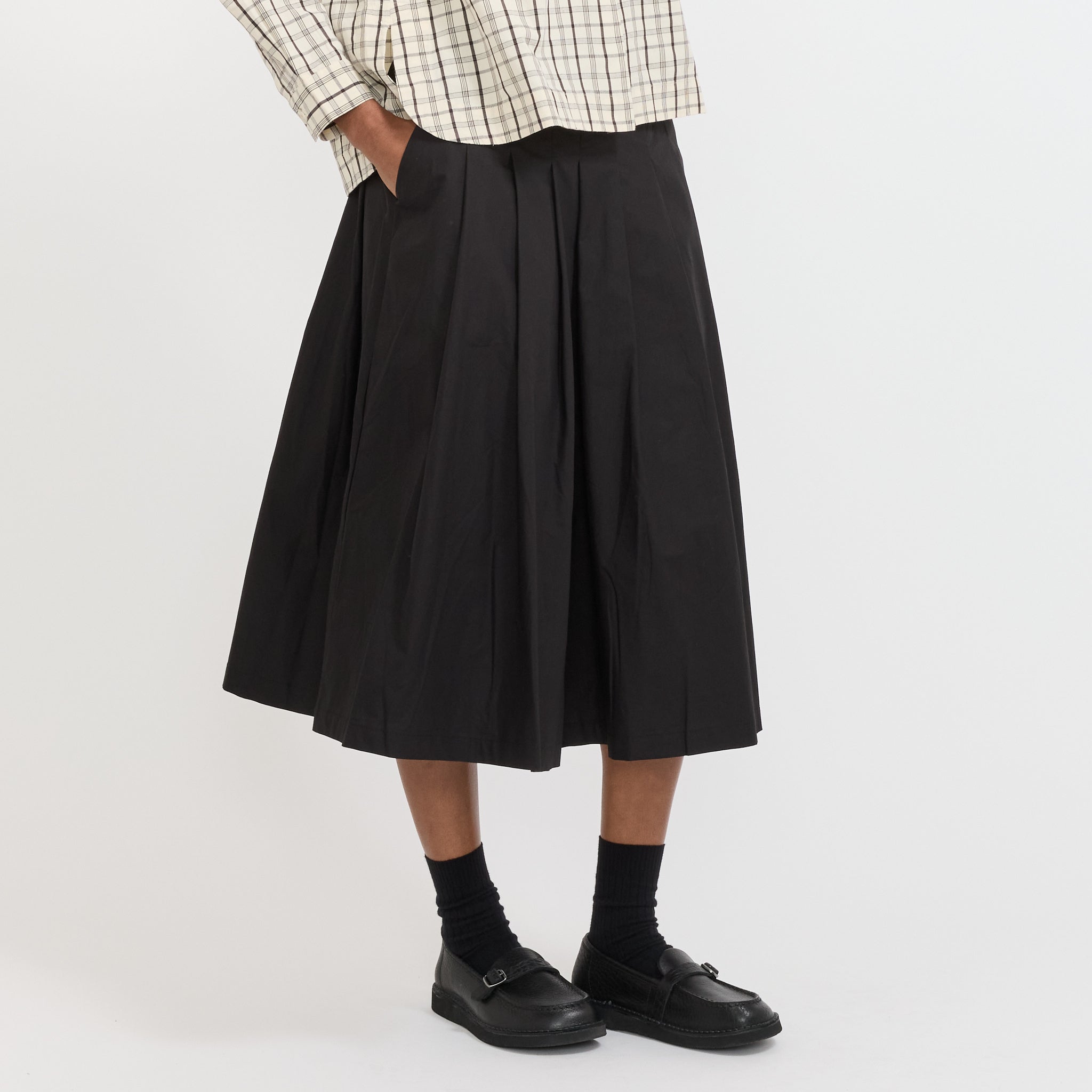 Kowtow | Pleater Skirt Black | Maplestore