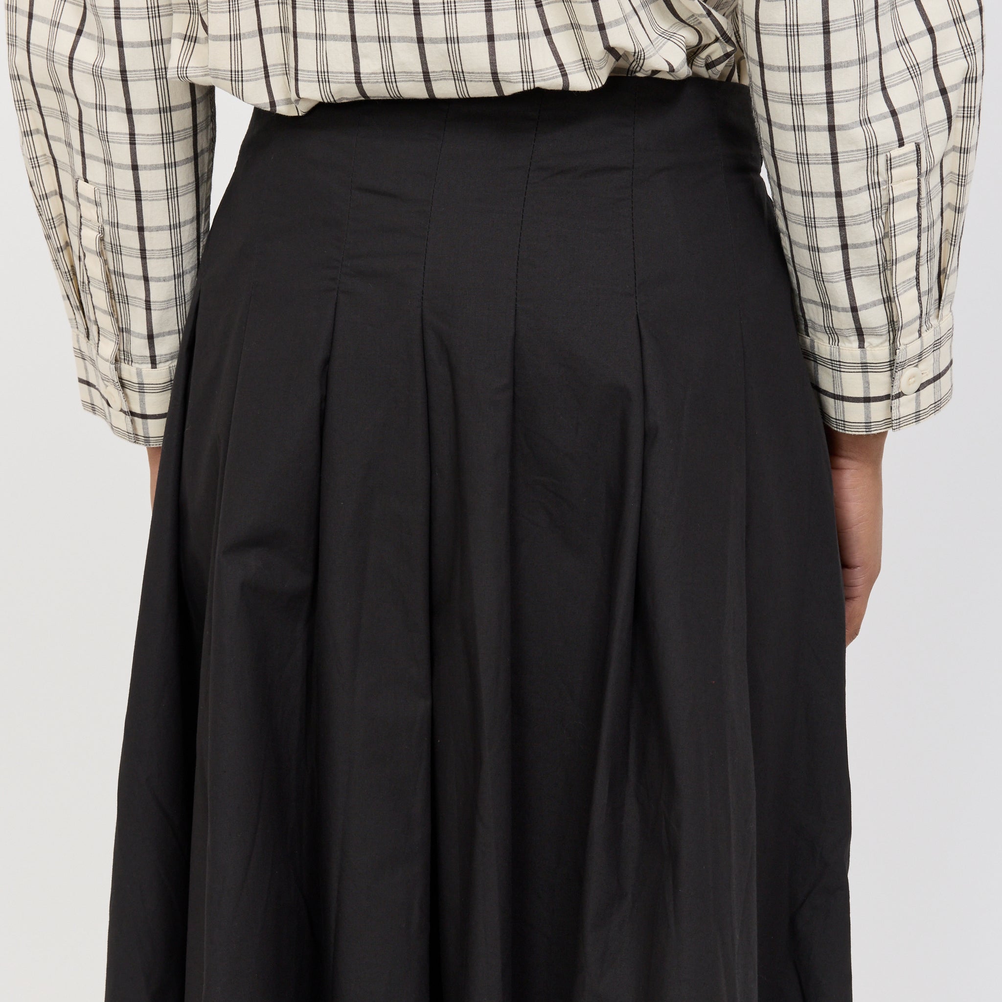 Kowtow | Pleater Skirt Black | Maplestore