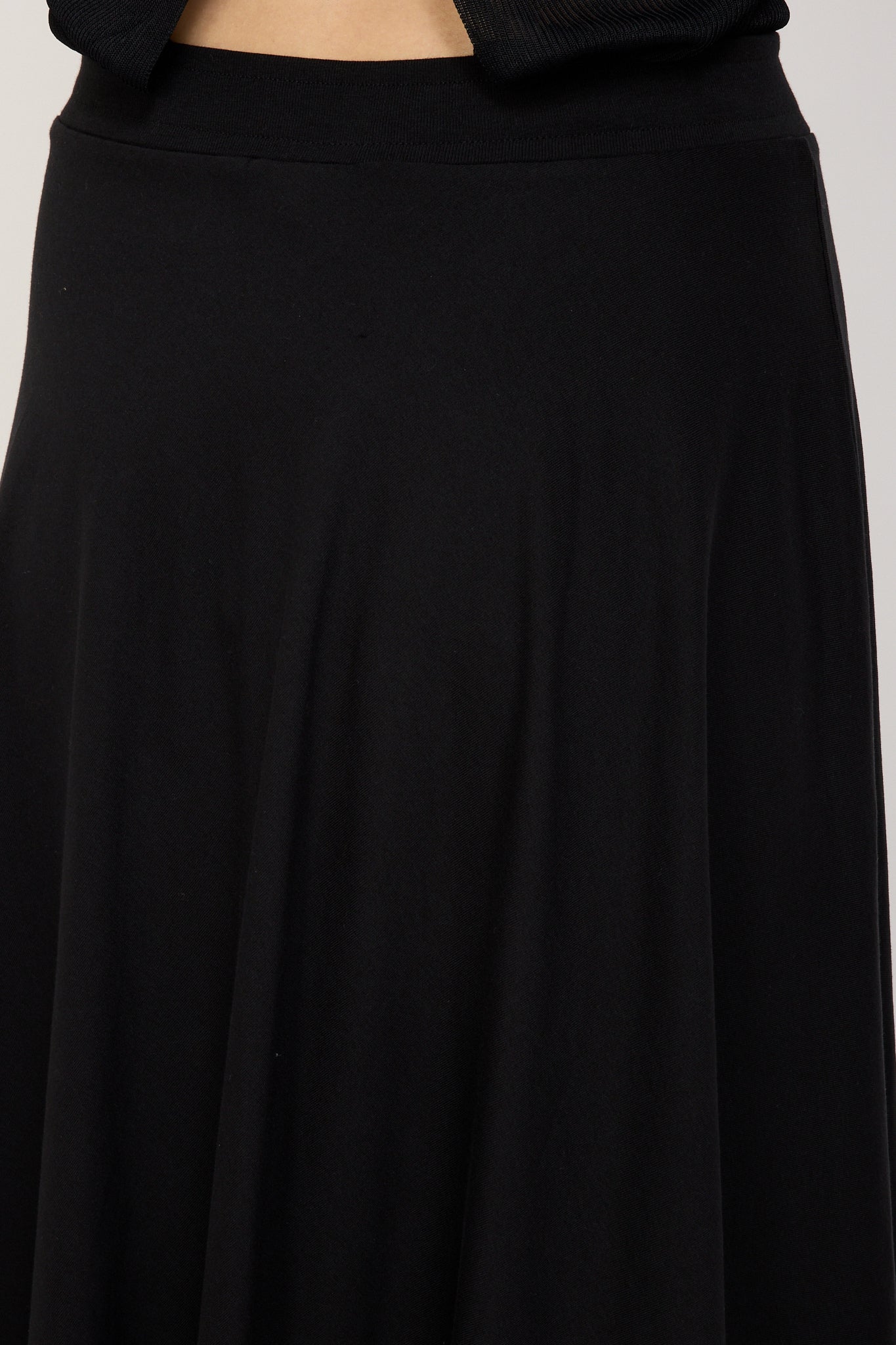 Kowtow | Sphere Skirt Black | Maplestore