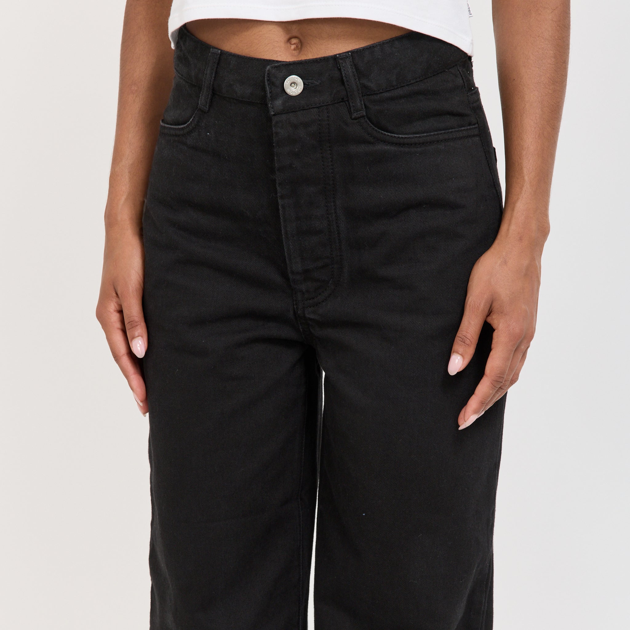 Kowtow | Straight Leg Jeans Black Denim | Maplestore
