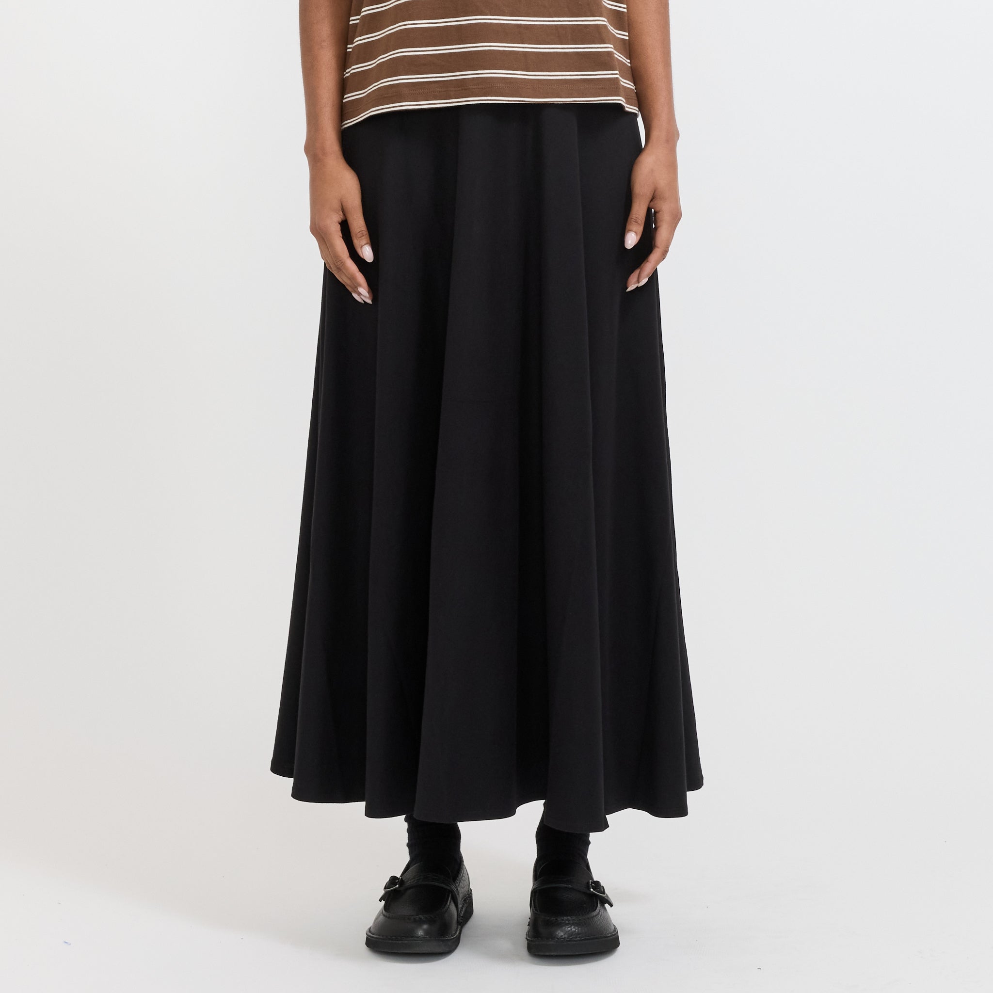 Kowtow | Sphere Skirt Black | Maplestore