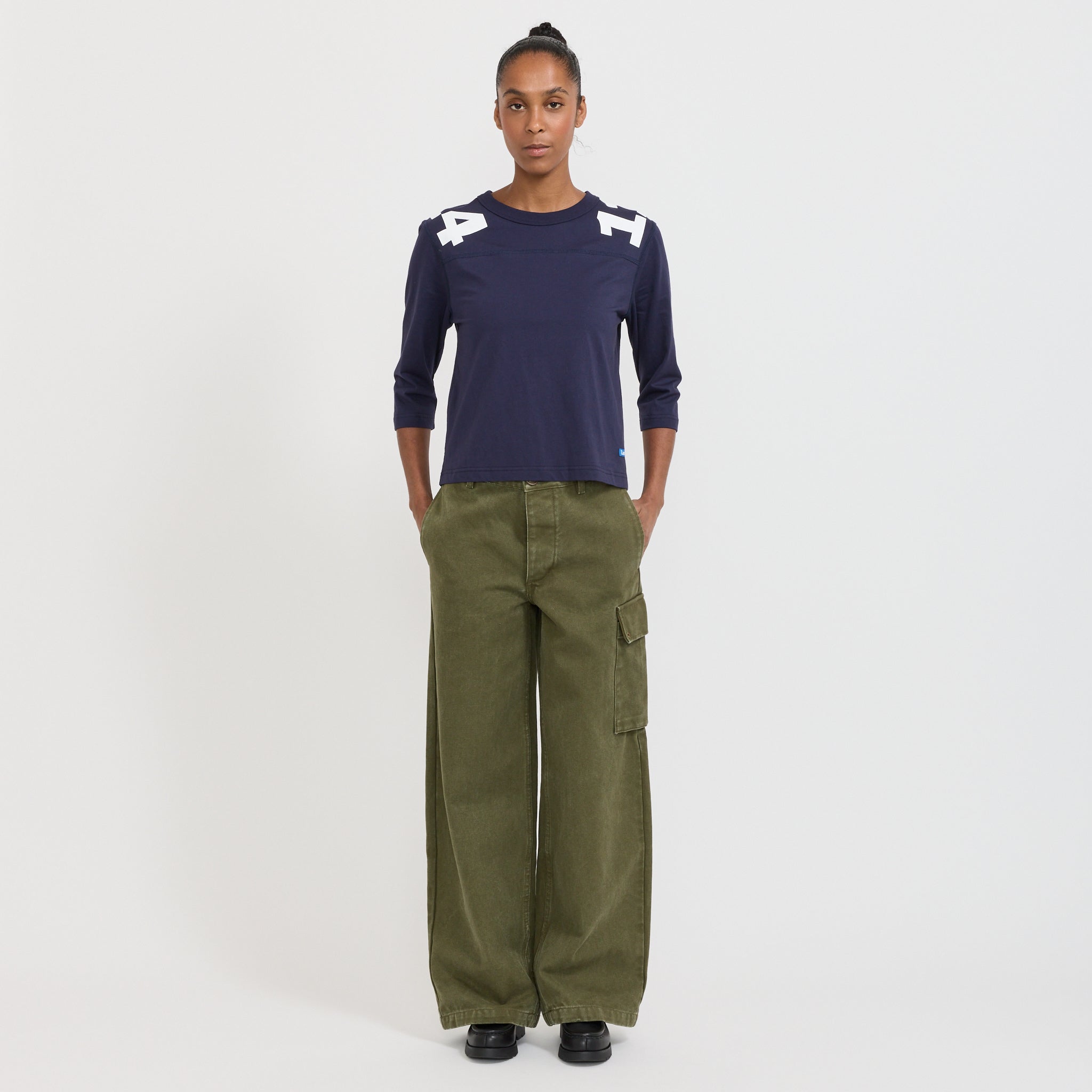 Larriet | Women's Argon Tee Navy | Maplestore