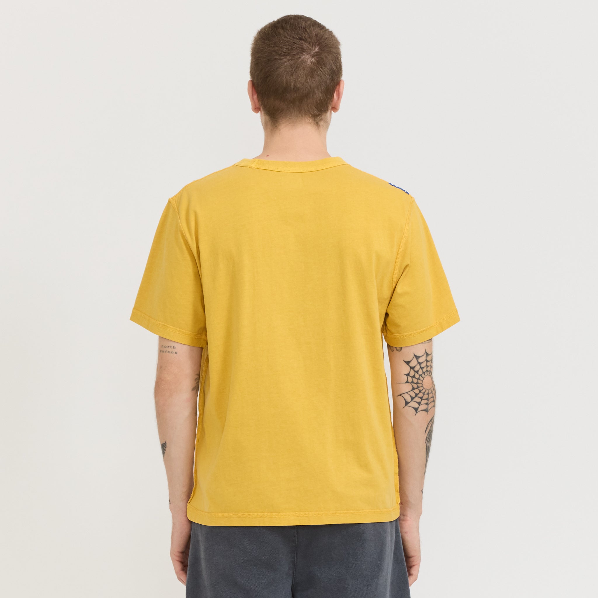 Blind Tee Gold