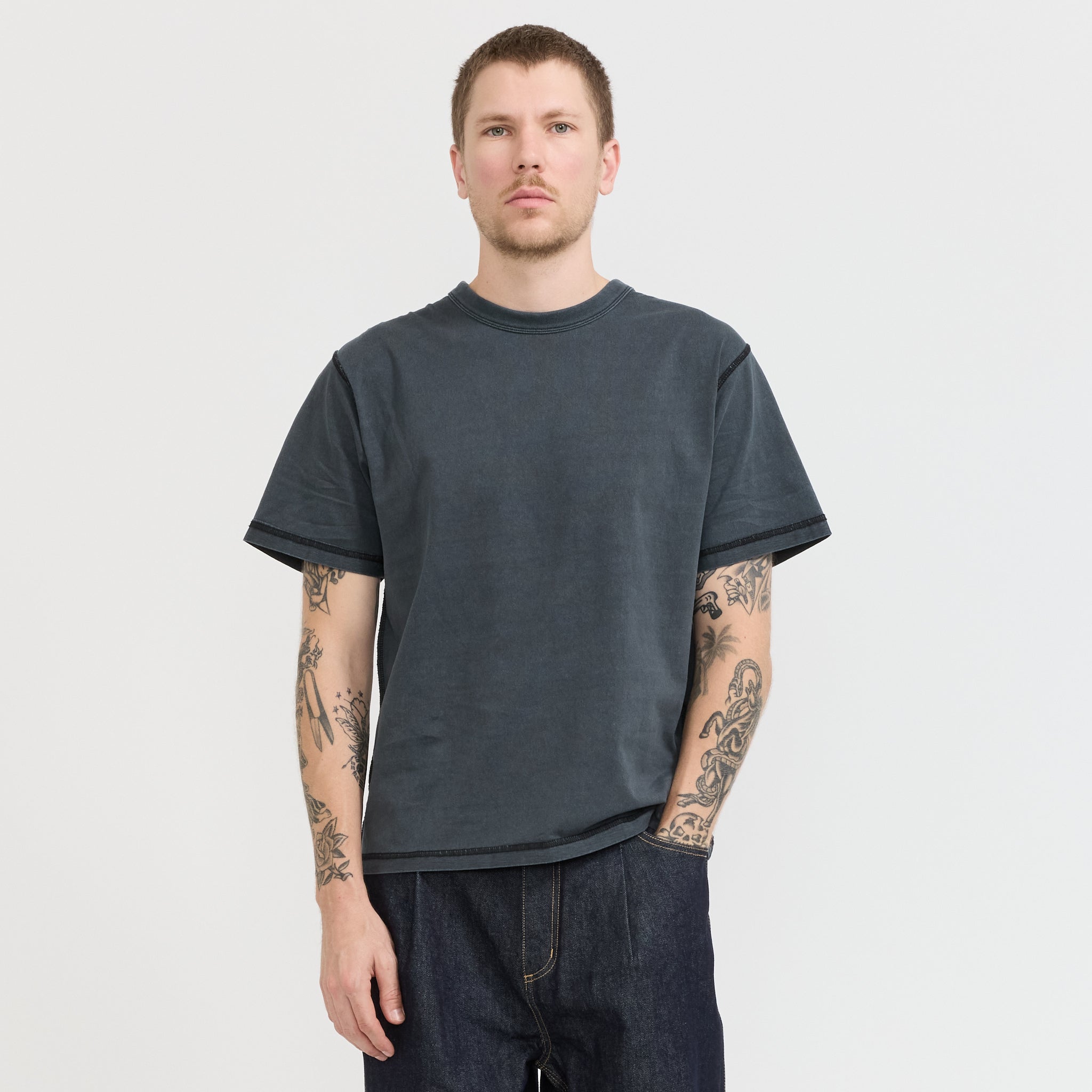 Larriet | Blind Tee Used Black | Maplestore