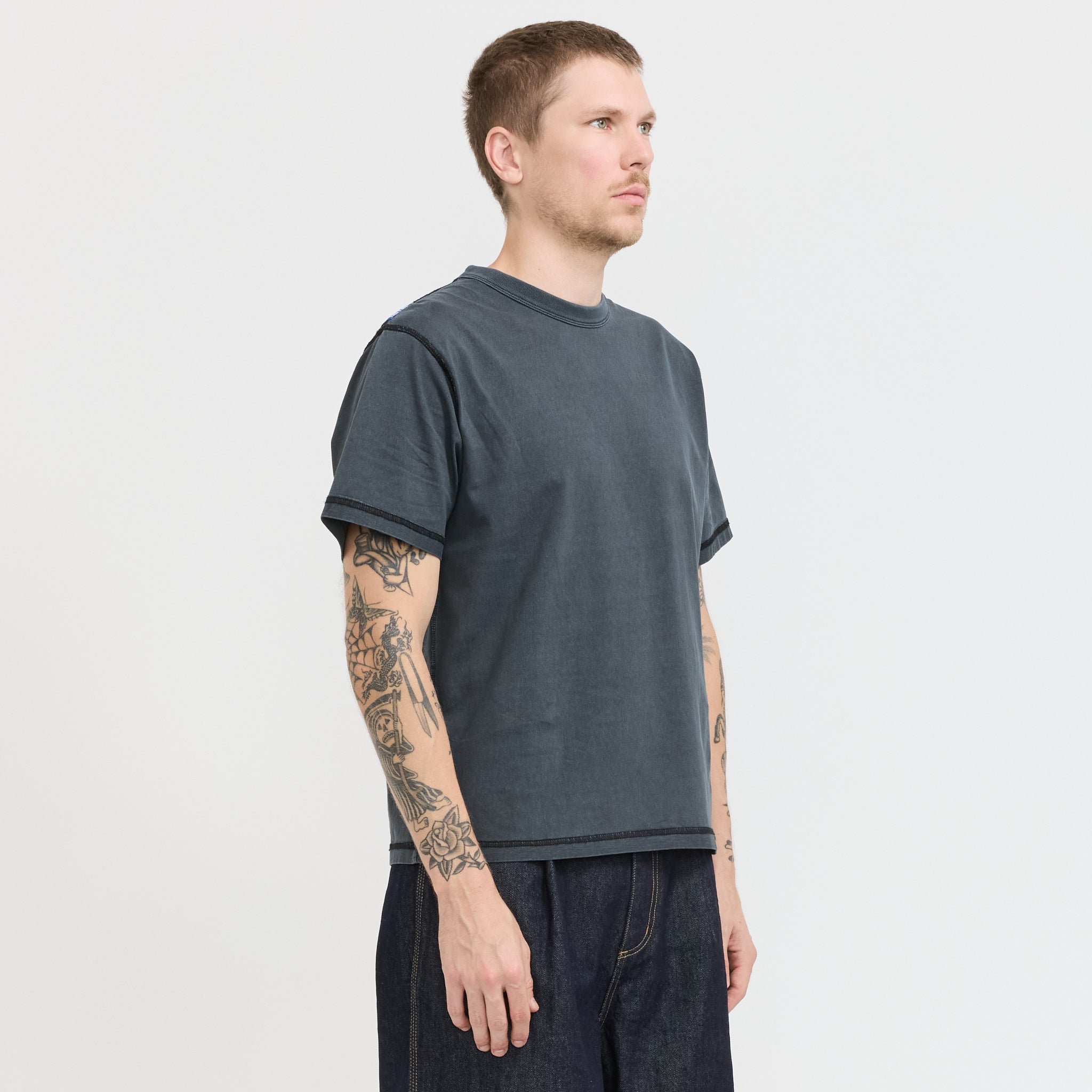 Larriet | Blind Tee Used Black | Maplestore