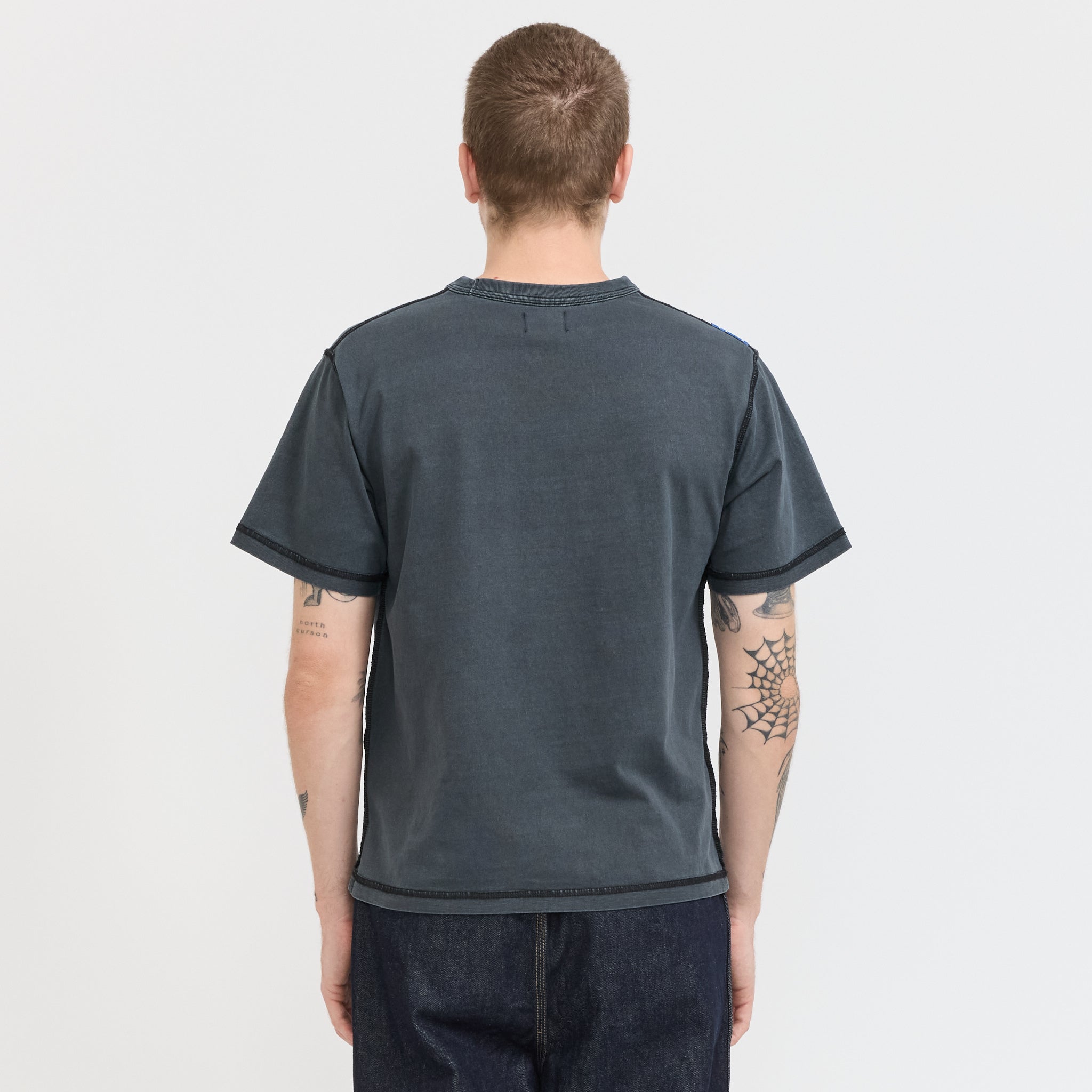 Larriet | Blind Tee Used Black | Maplestore