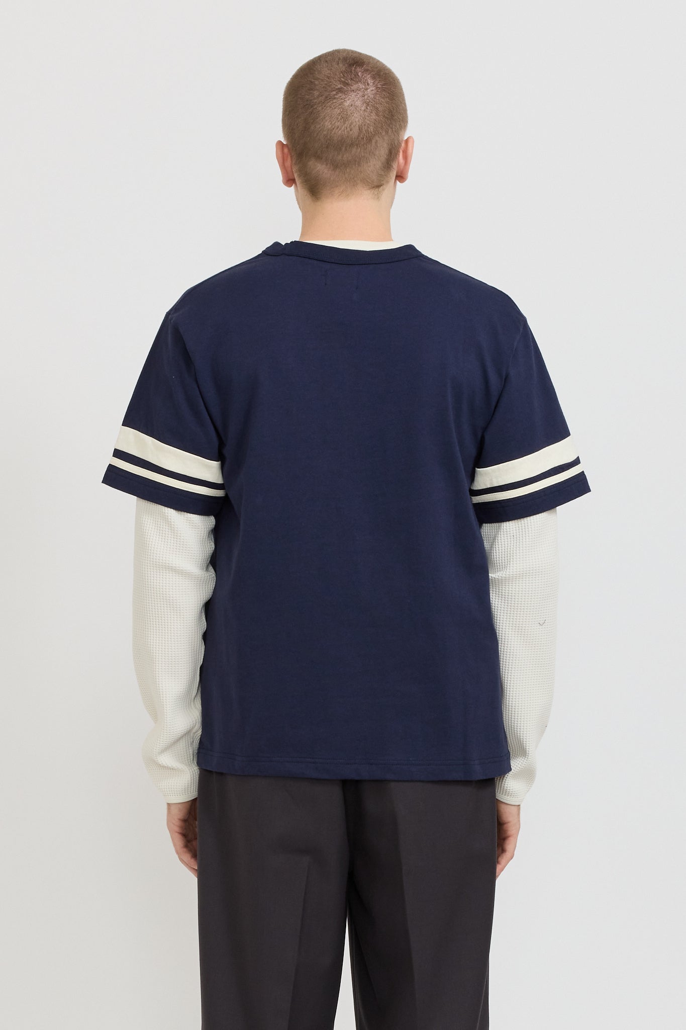 Larriet | Chad Tee Navy | Maplestore