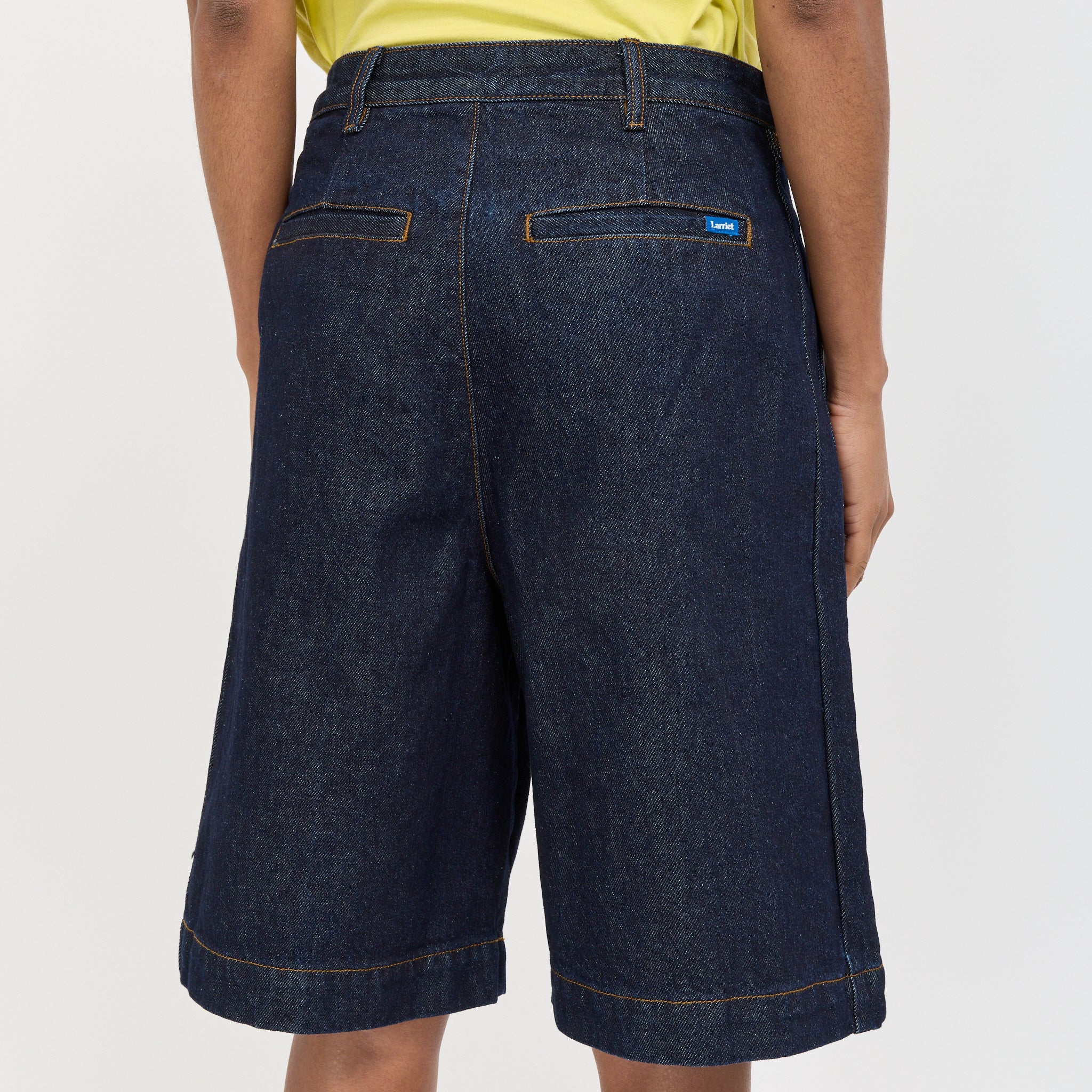 Larriet | Womens Chino Short Indigo Denim | Maplestore