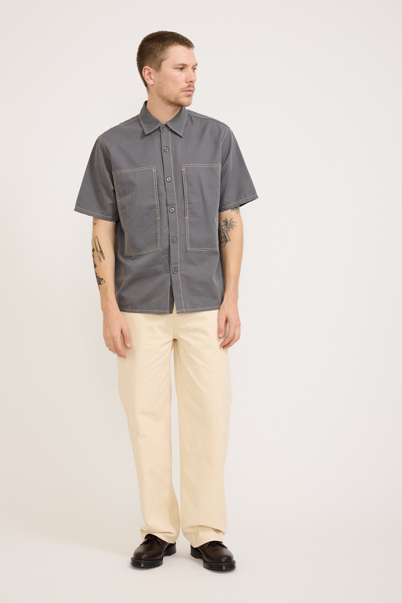 Larriet | Cliff Short Sleeve Shirt Charcoal | Maplestore