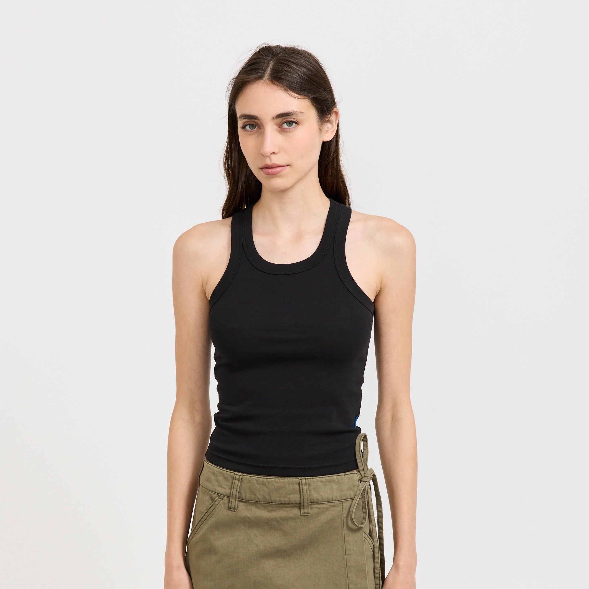 Fi Tank Black