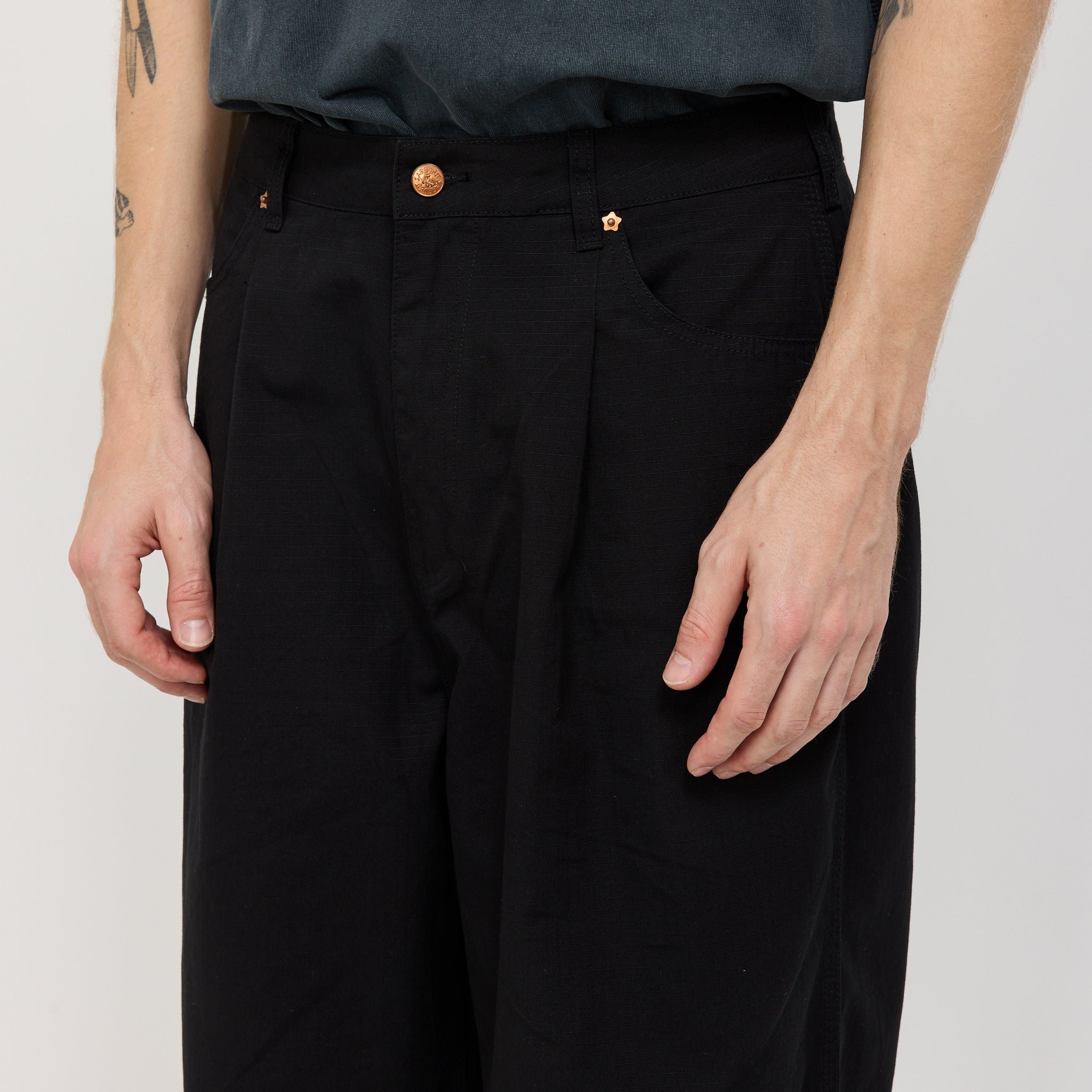 Larriet | Frederick Pant Black | Maplestore