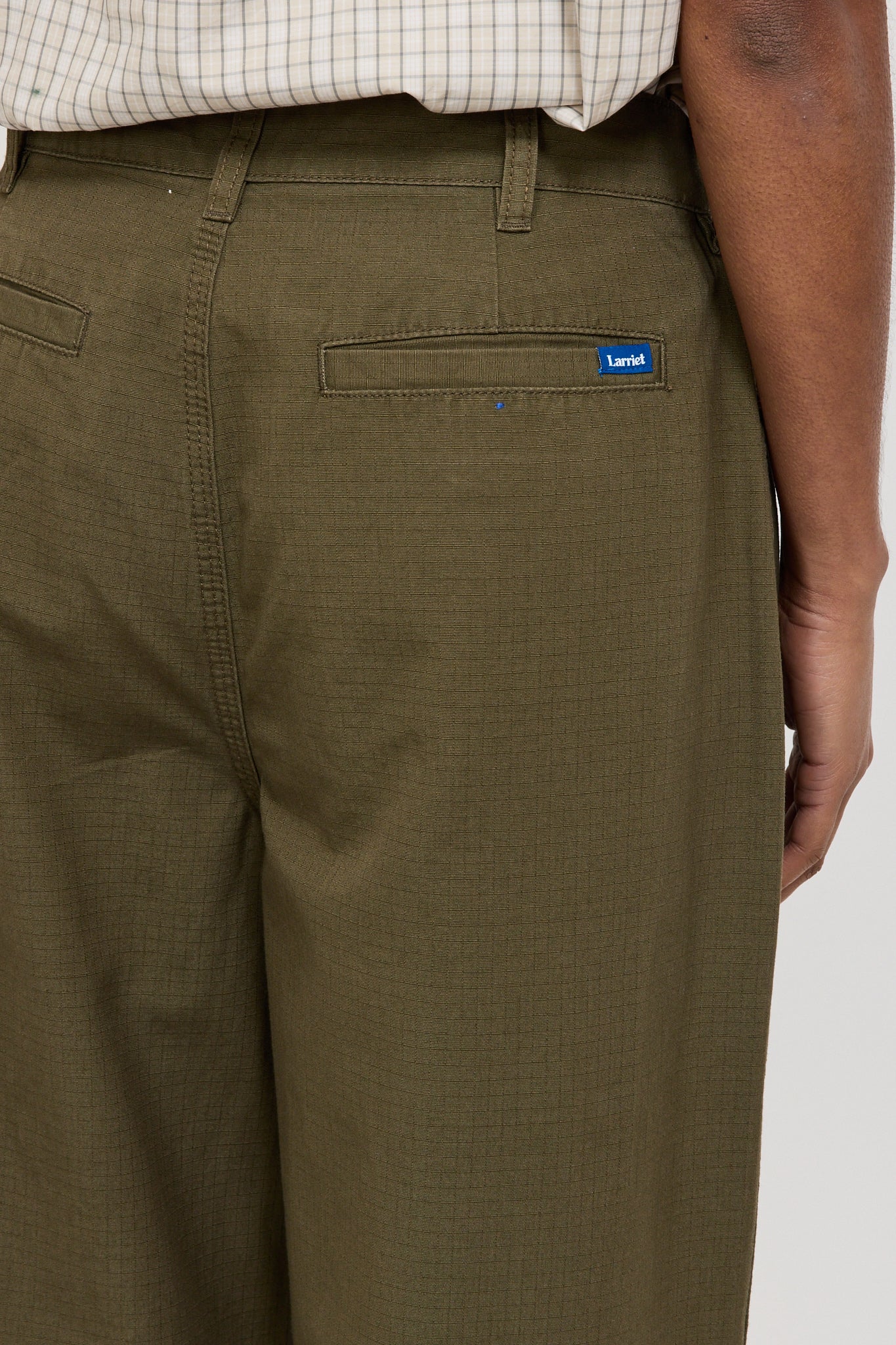 Larriet | Womens Frederick Pant Olive | Maplestore