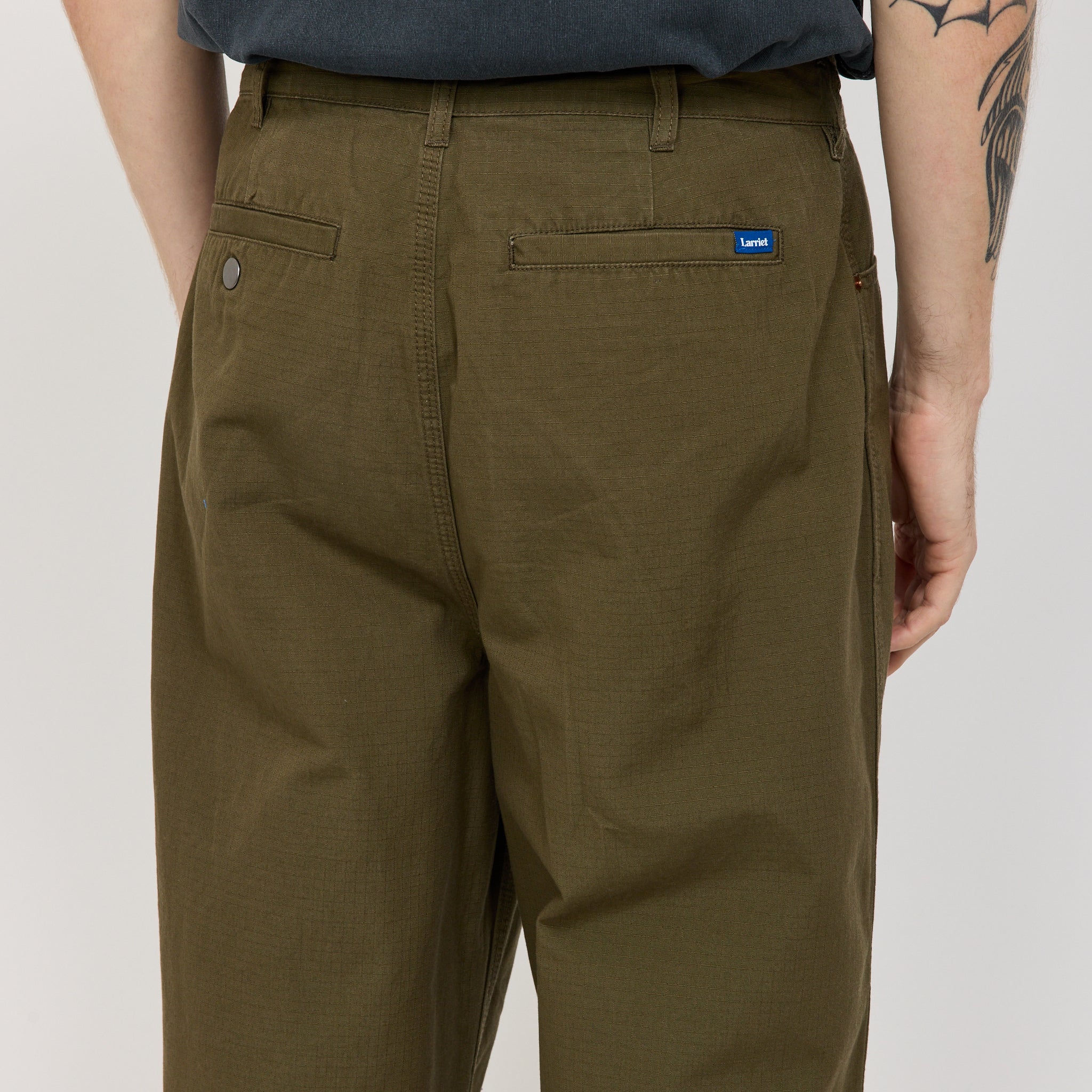Larriet | Frederick Pant Olive | Maplestore