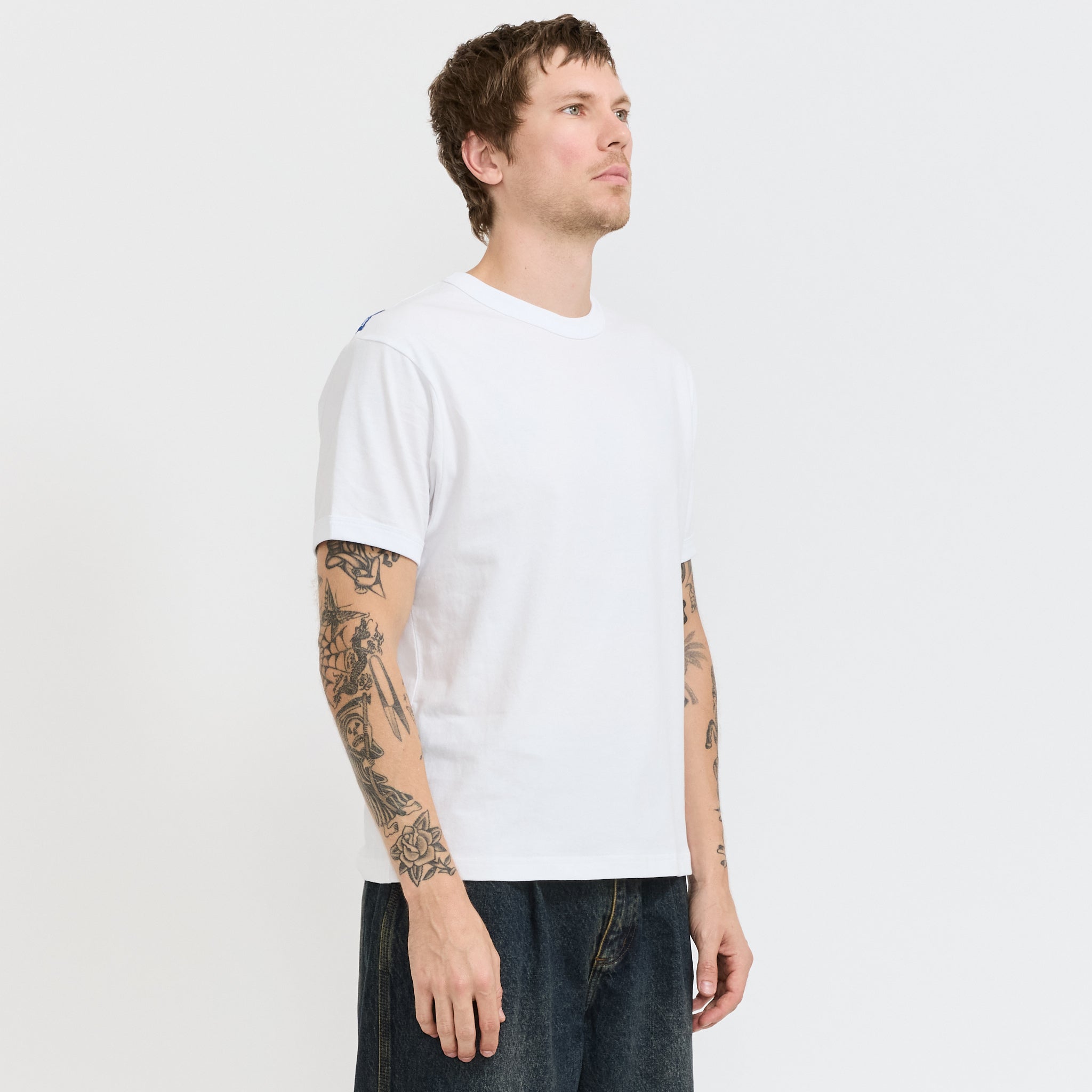 Larriet | Hubby Tee White | Maplestore