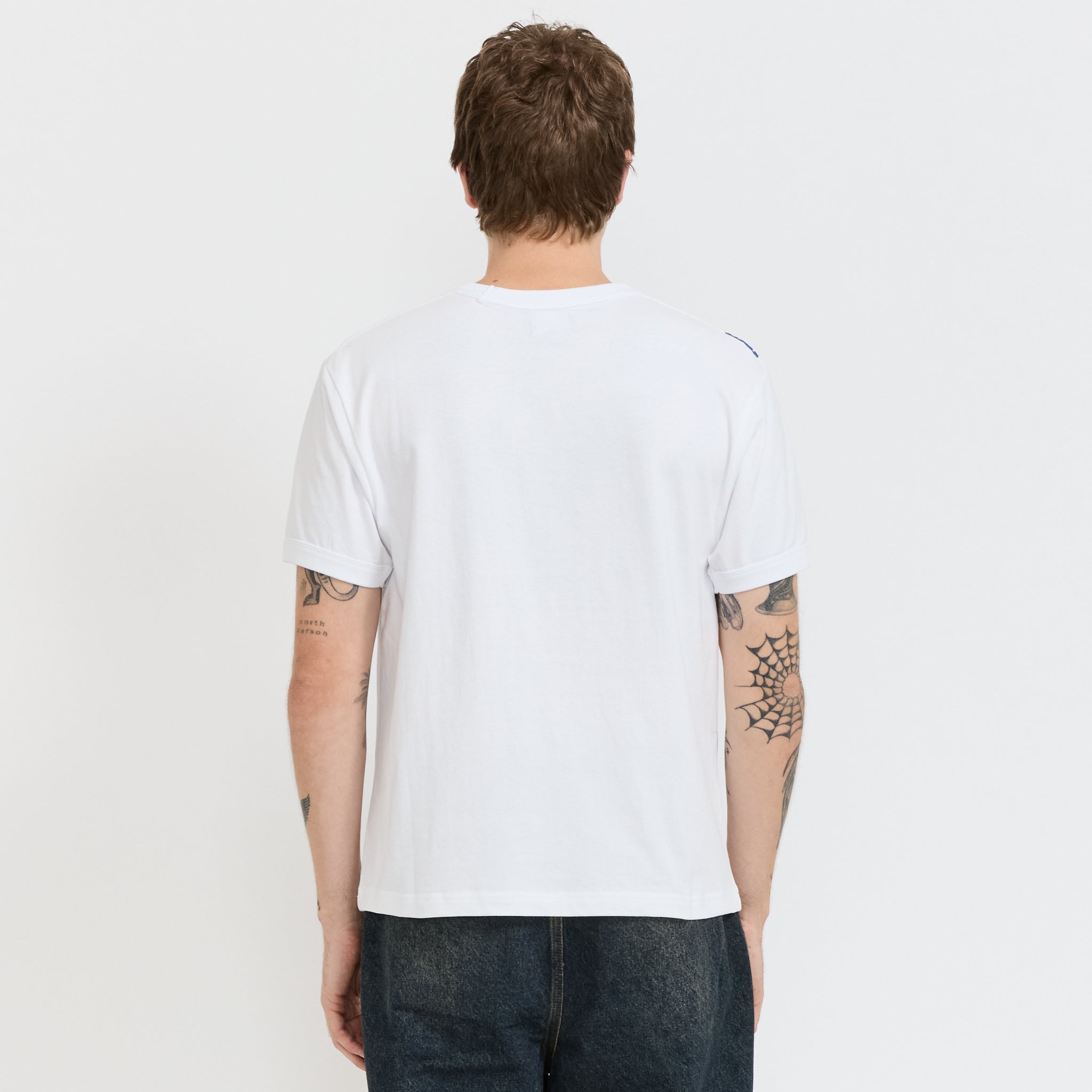Larriet | Hubby Tee White | Maplestore