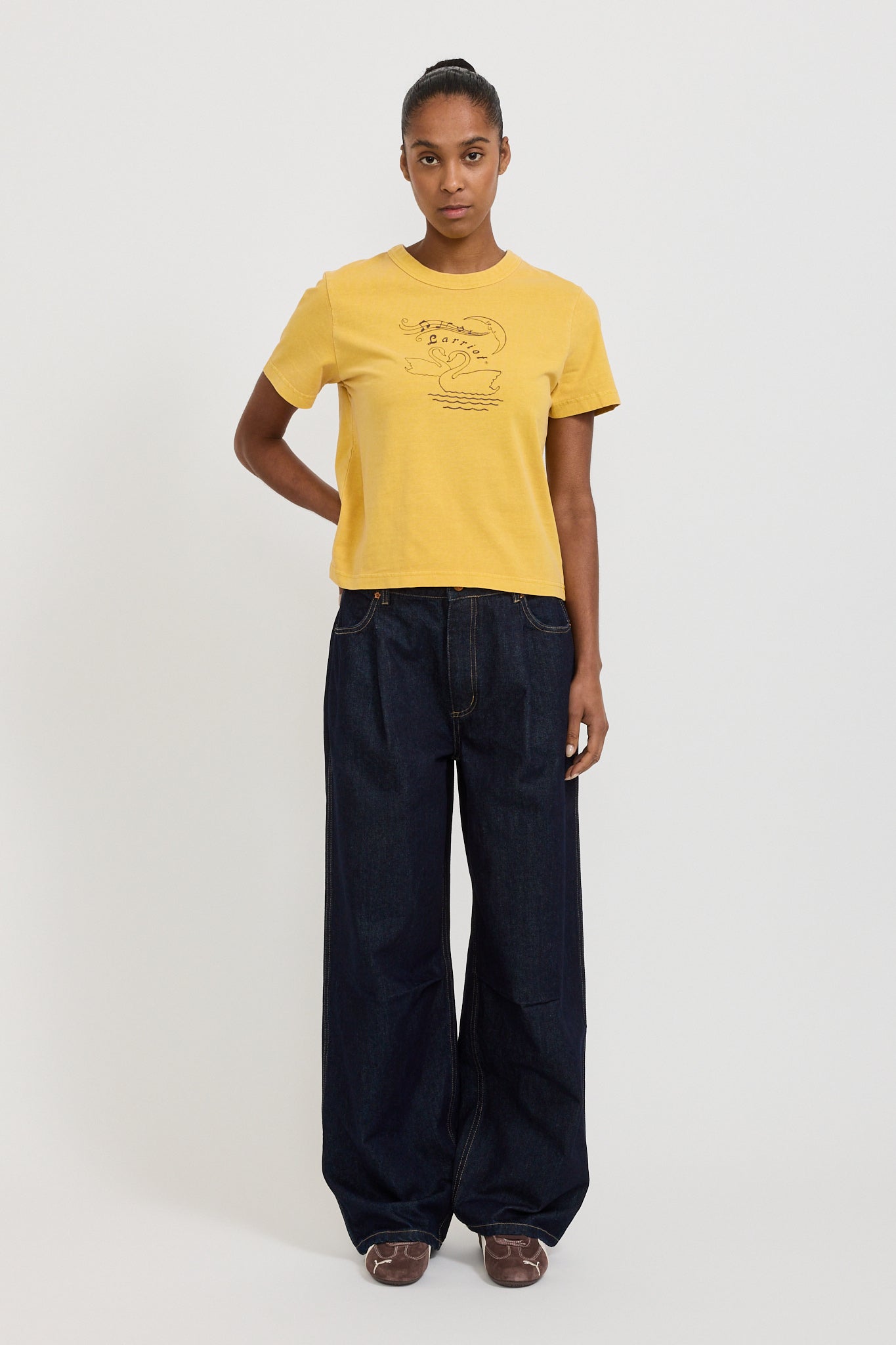 Larriet | Lovers Tee Gold | Maplestore