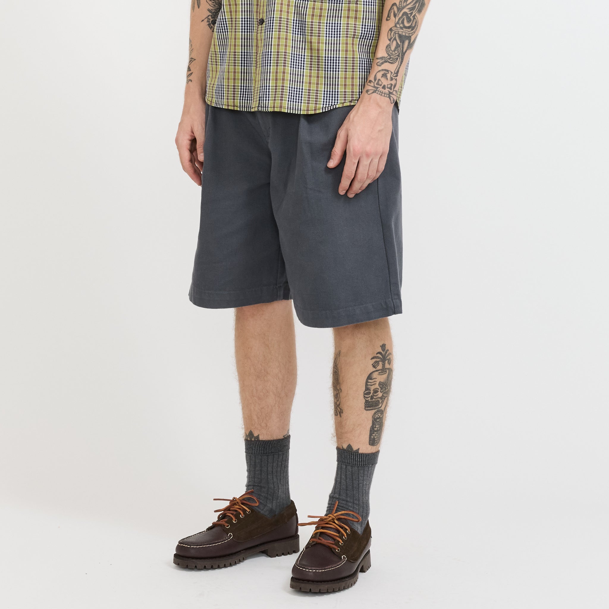 Larriet | Lyu Short Charcoal | Maplestore
