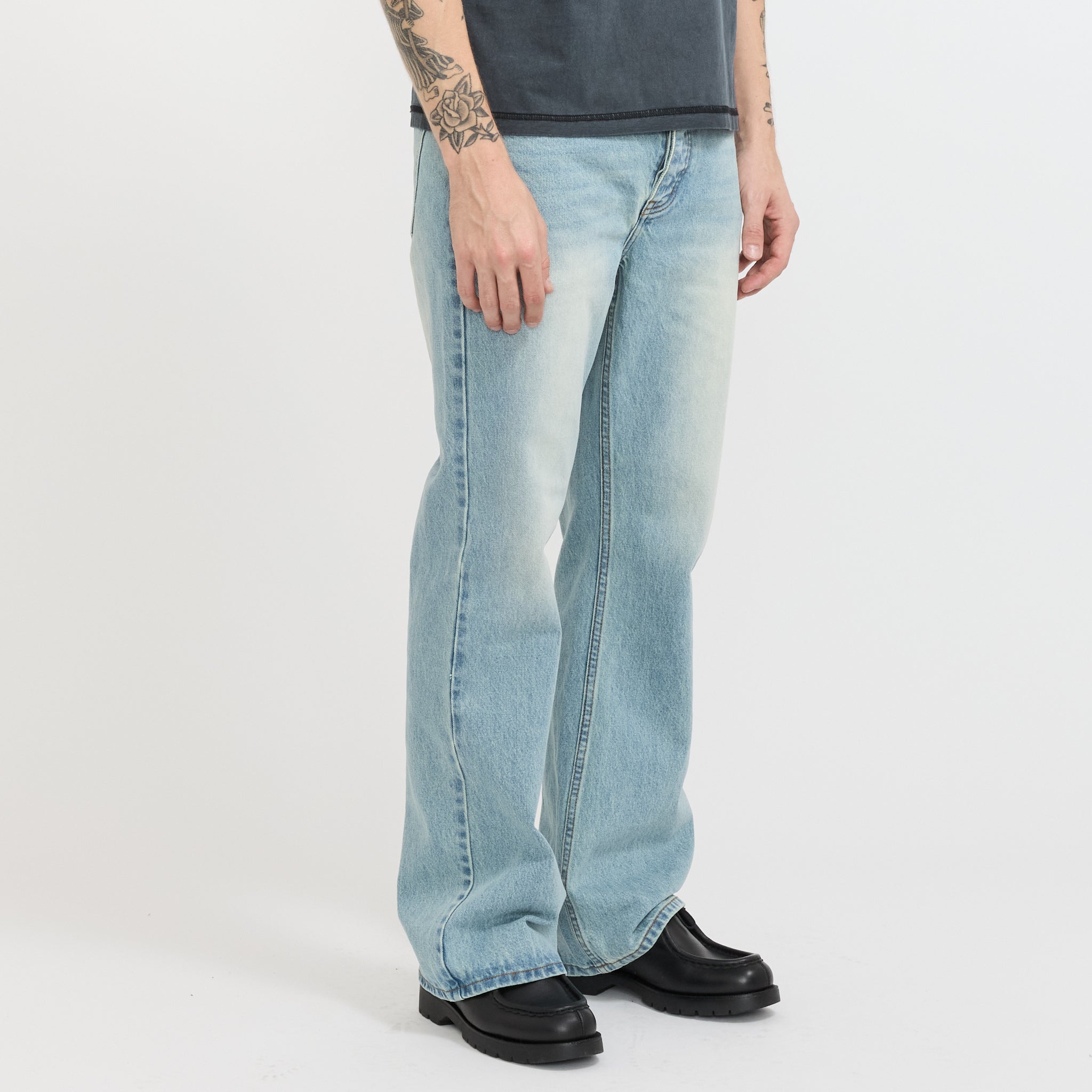 Larriet | Vini Jean Light Blue | Maplestore
