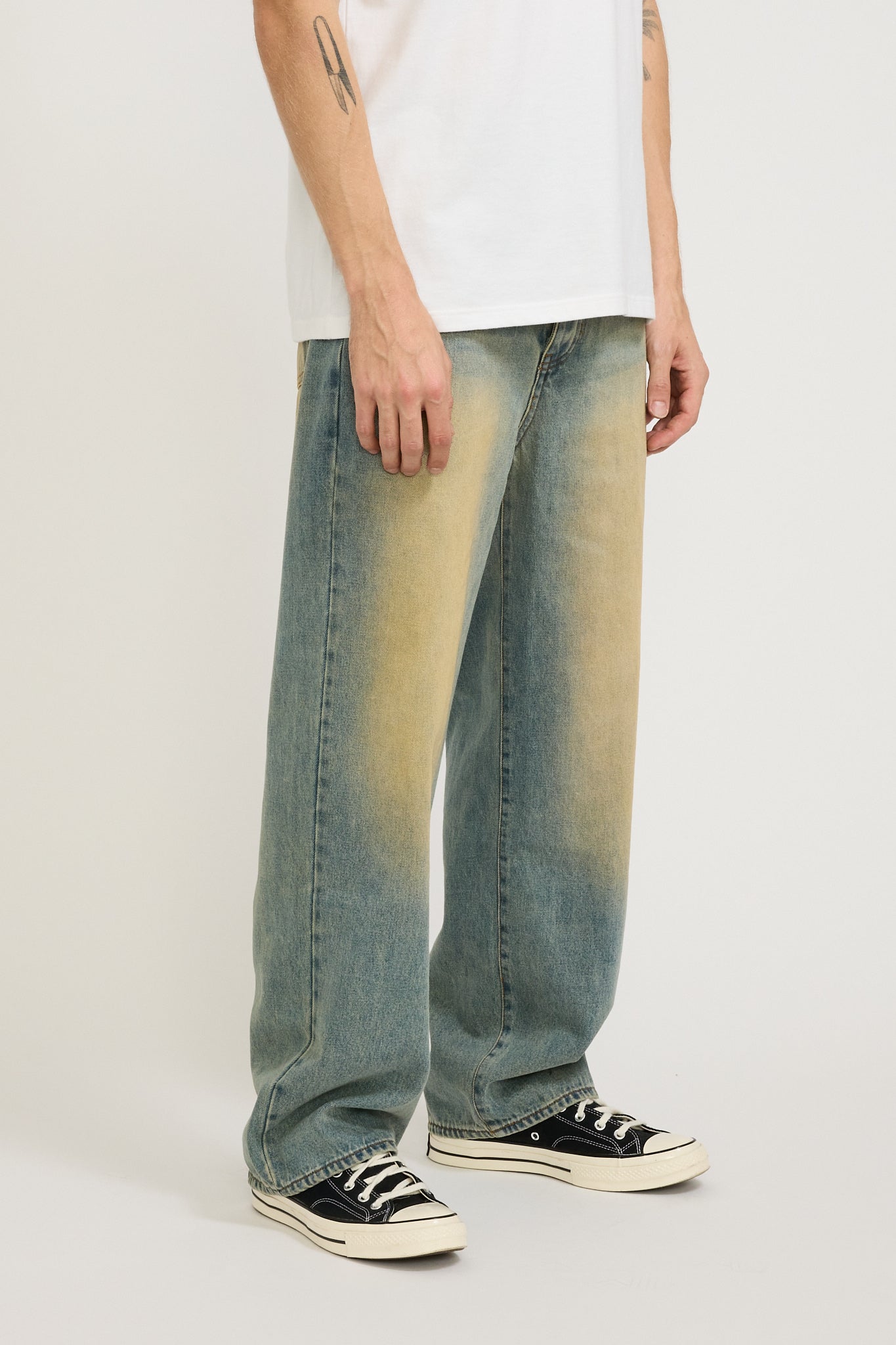 Larriet | Wale Jeans Dirty Wash | Maplestore