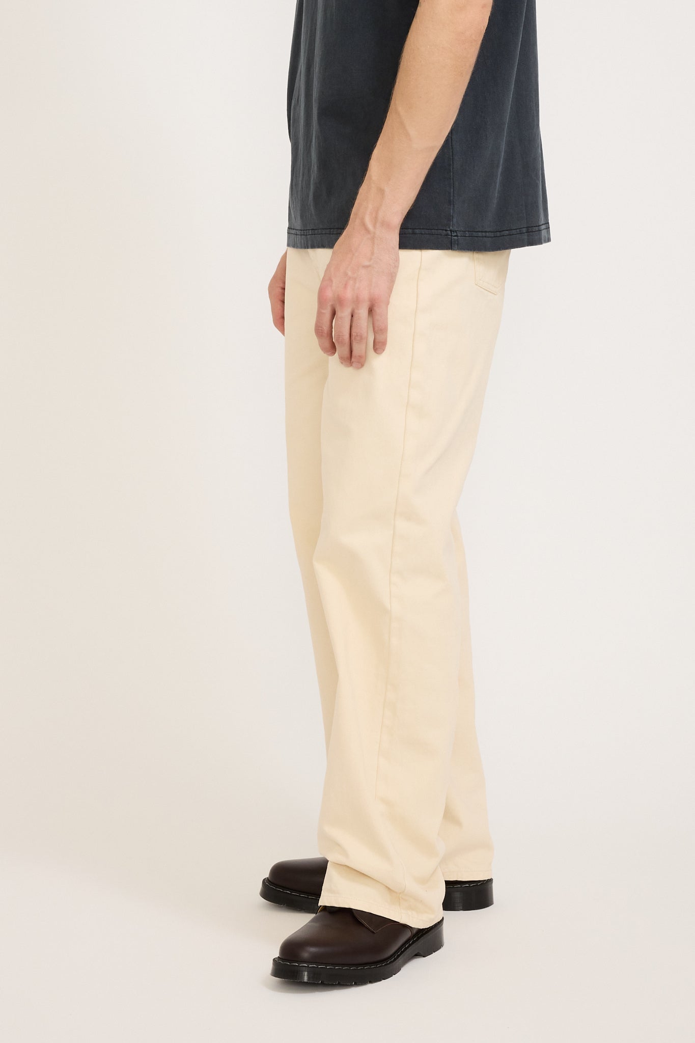 Larriet | Wale Jeans Natural | Maplestore