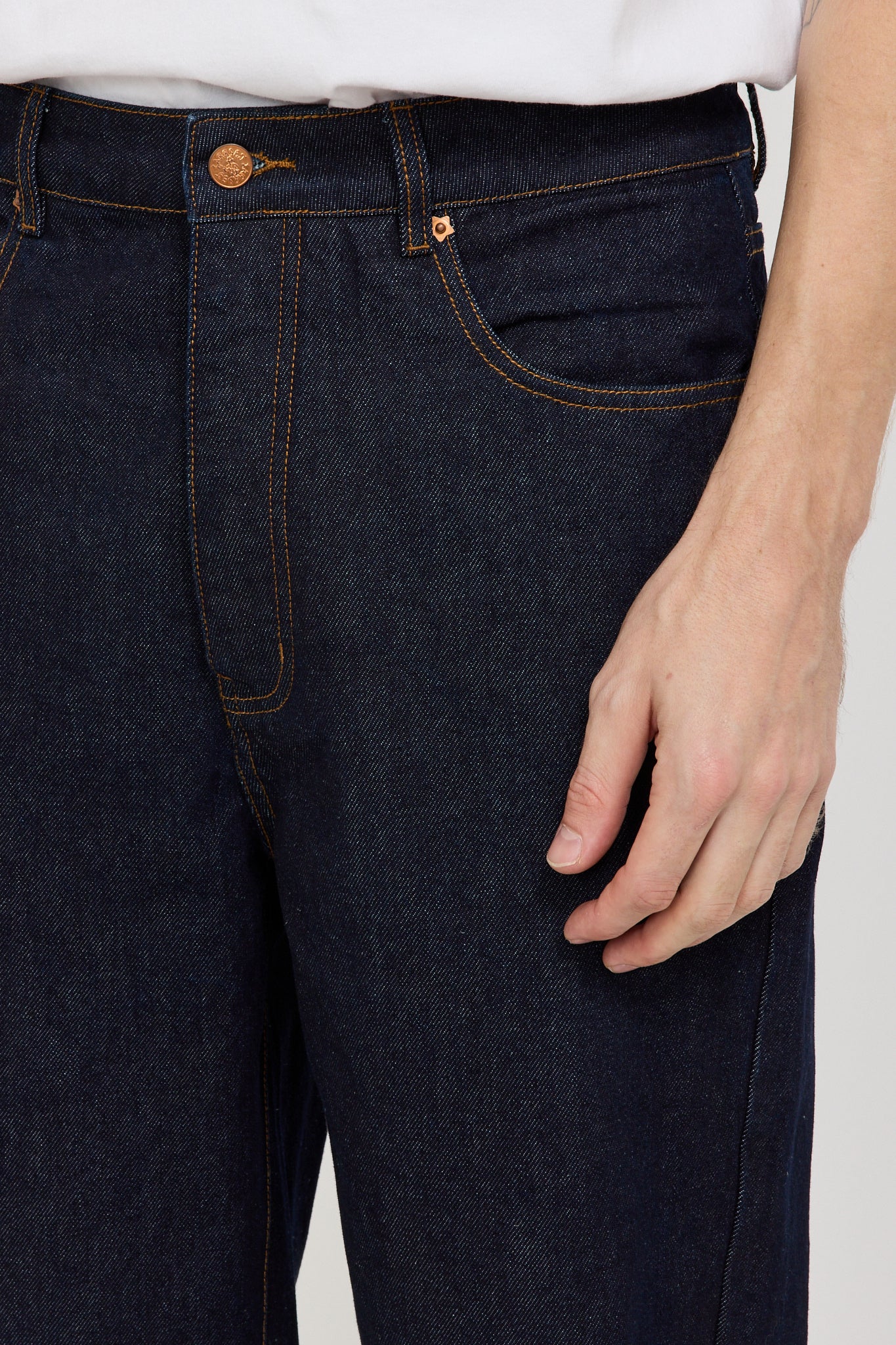 Larriet | Wale Jeans Indigo | Maplestore