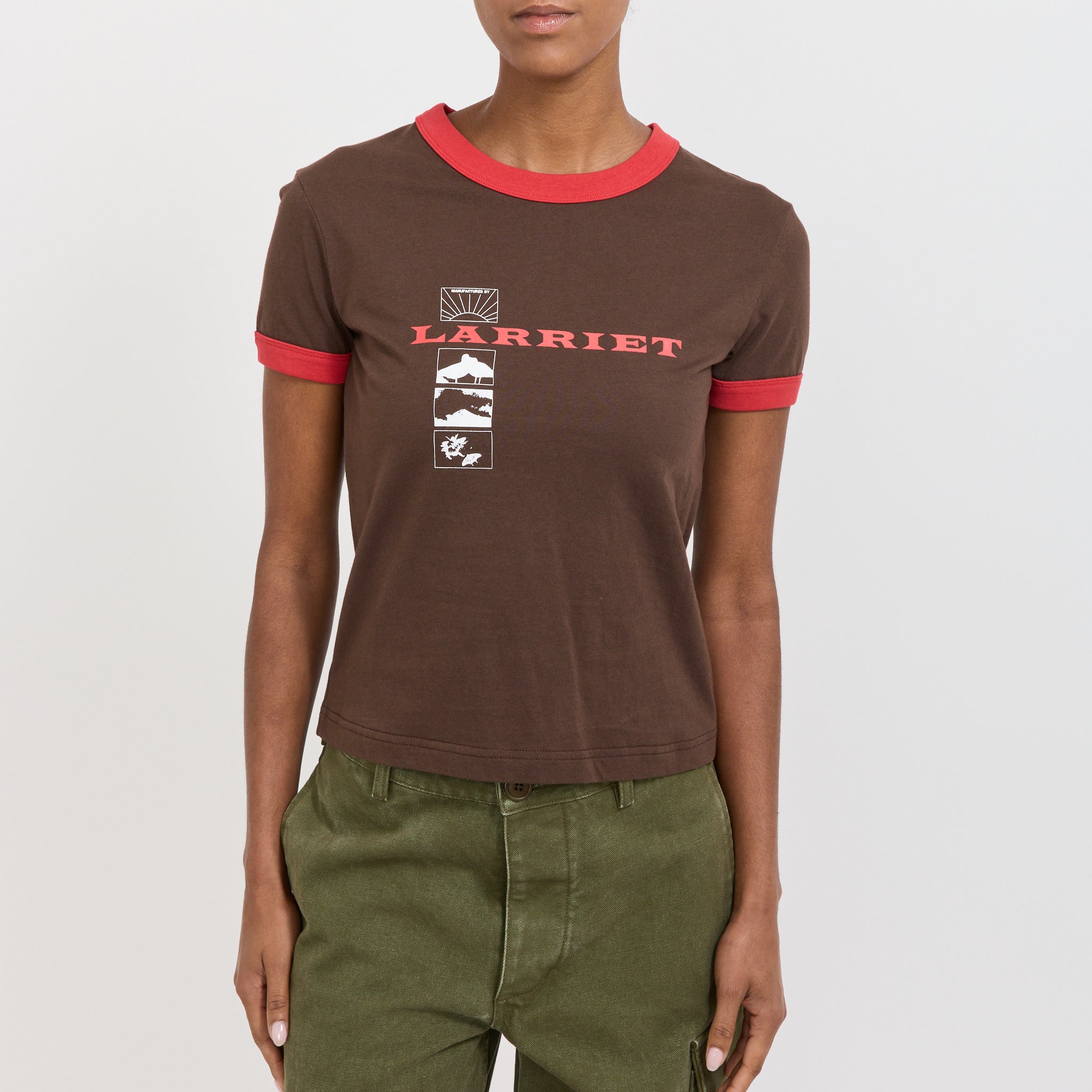 Larriet | Wings Tee Earth | Maplestore