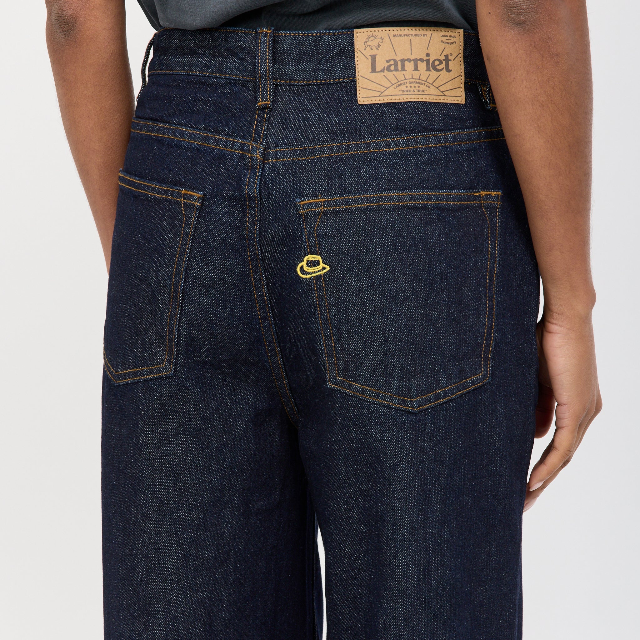 Larriet | Womens Wale Jeans Indigo | Maplestore