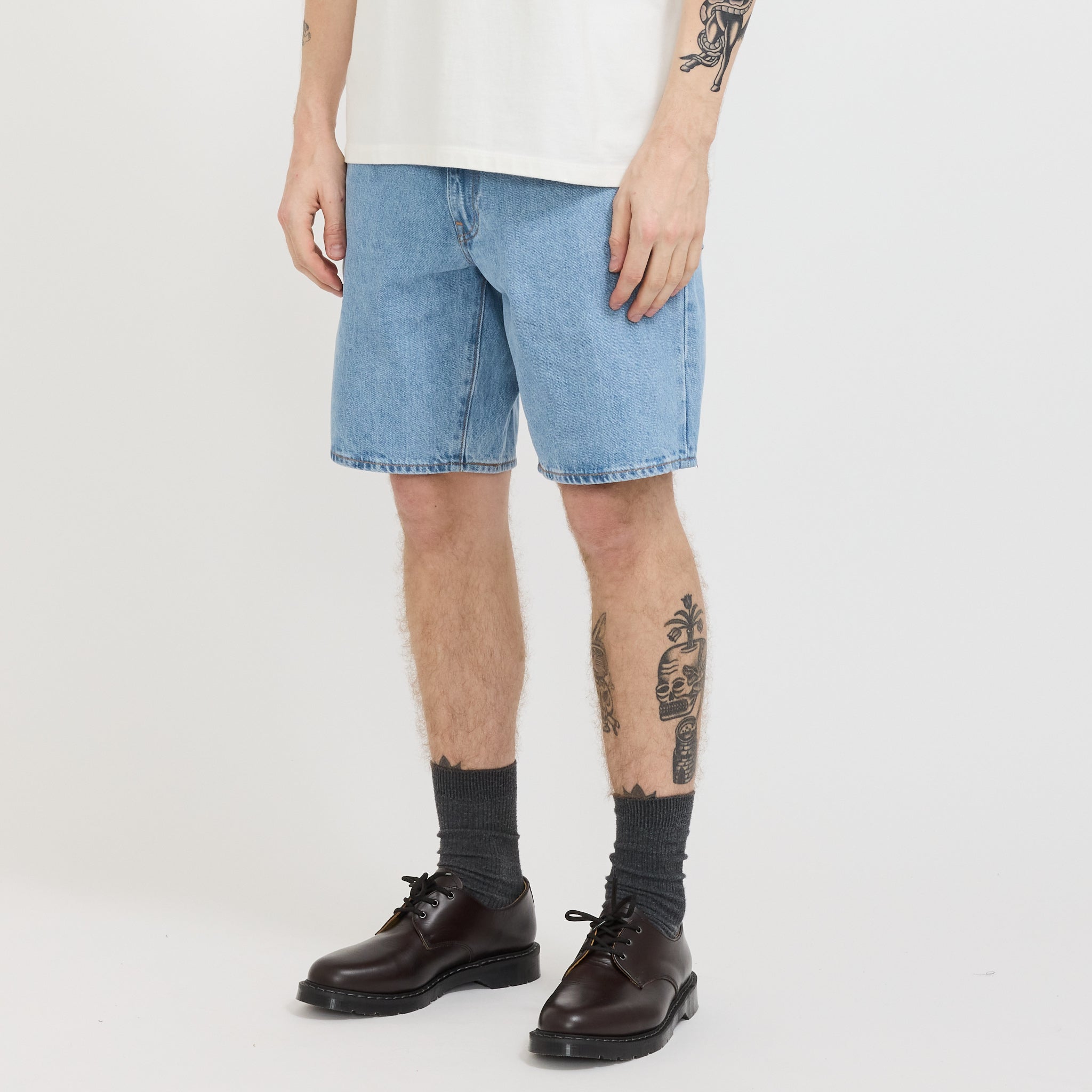 Levis | 468 Loose Light Jog Shorts | Maplestore