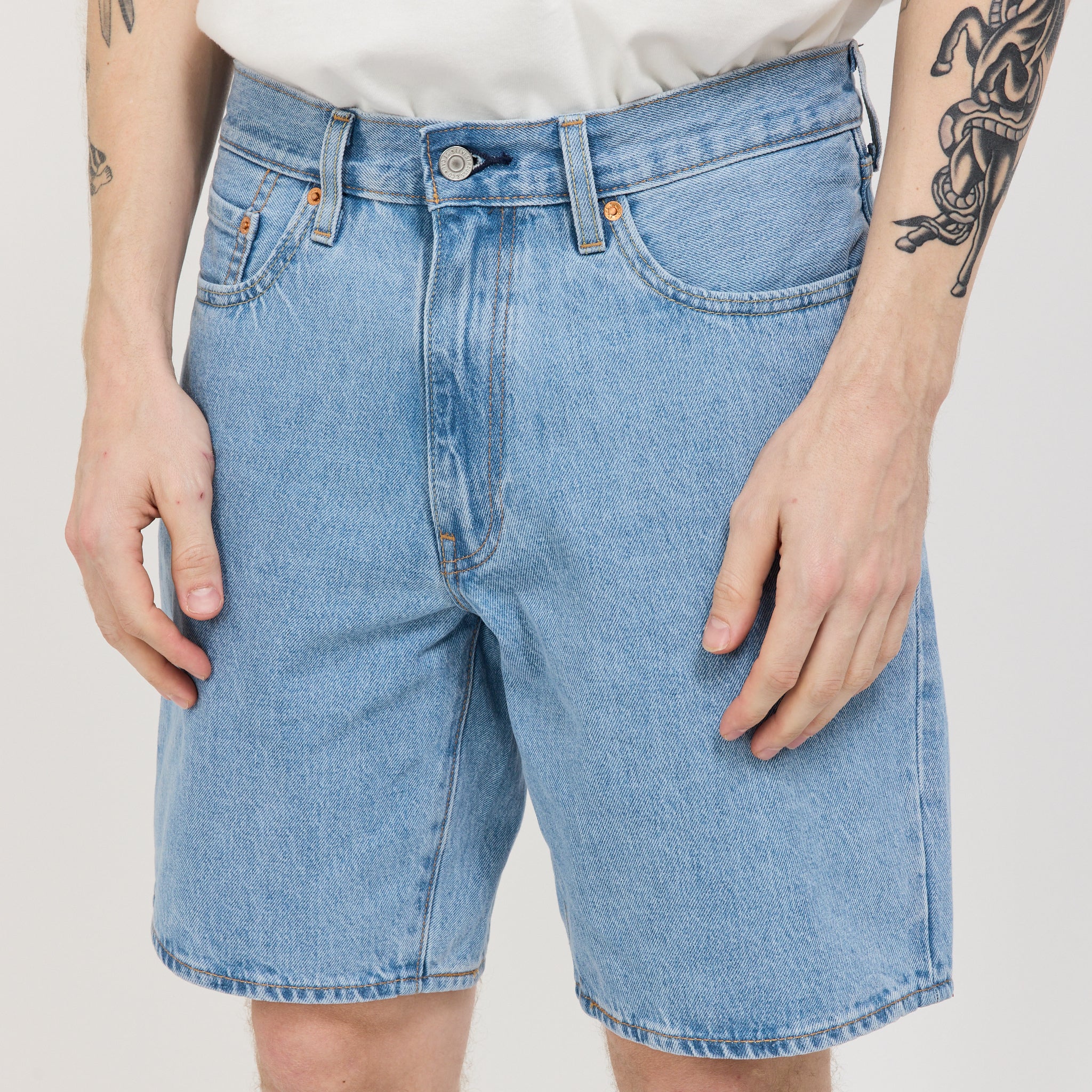Levis | 468 Loose Light Jog Shorts | Maplestore